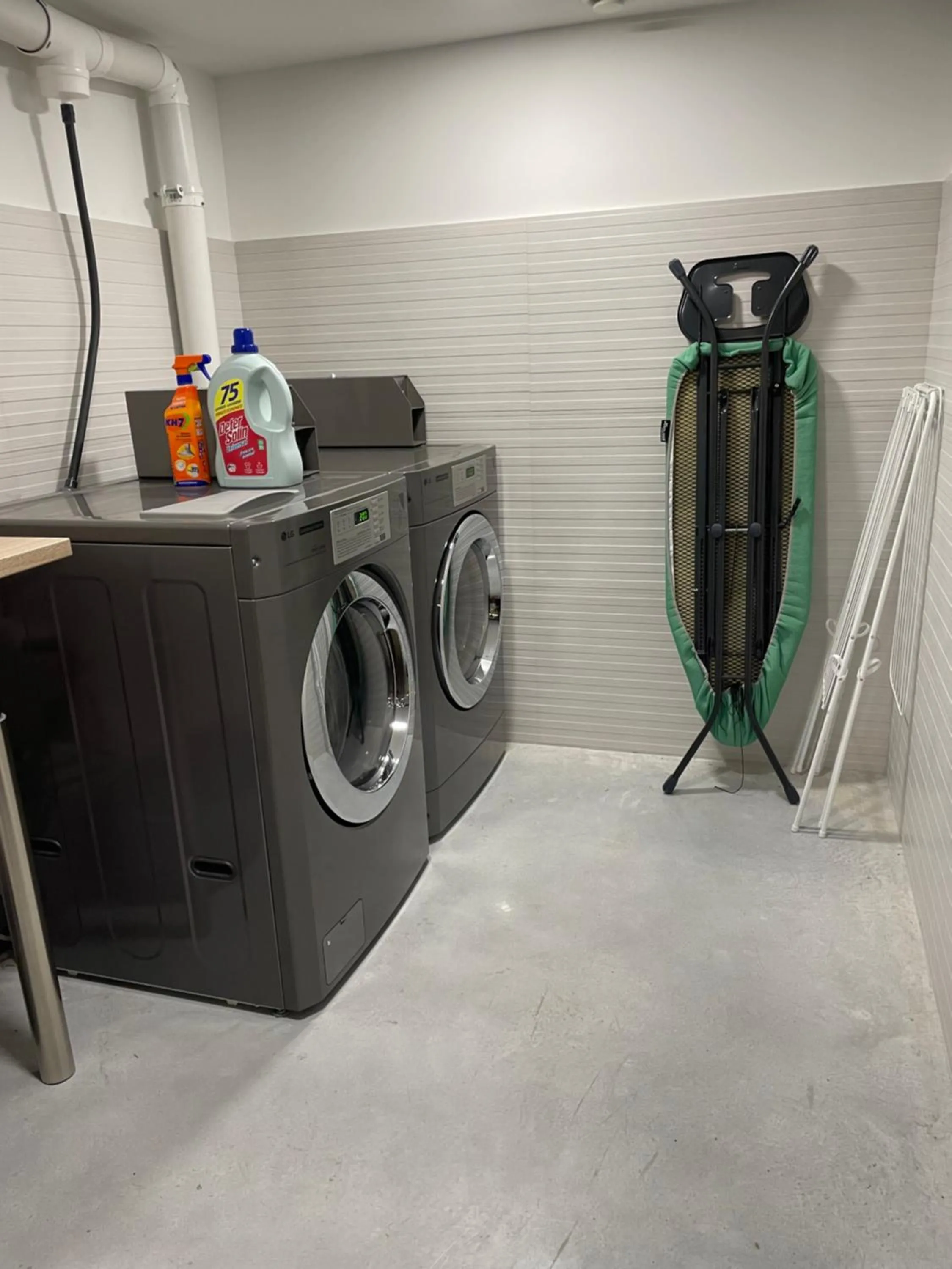 washing machine in Aljama Burgos