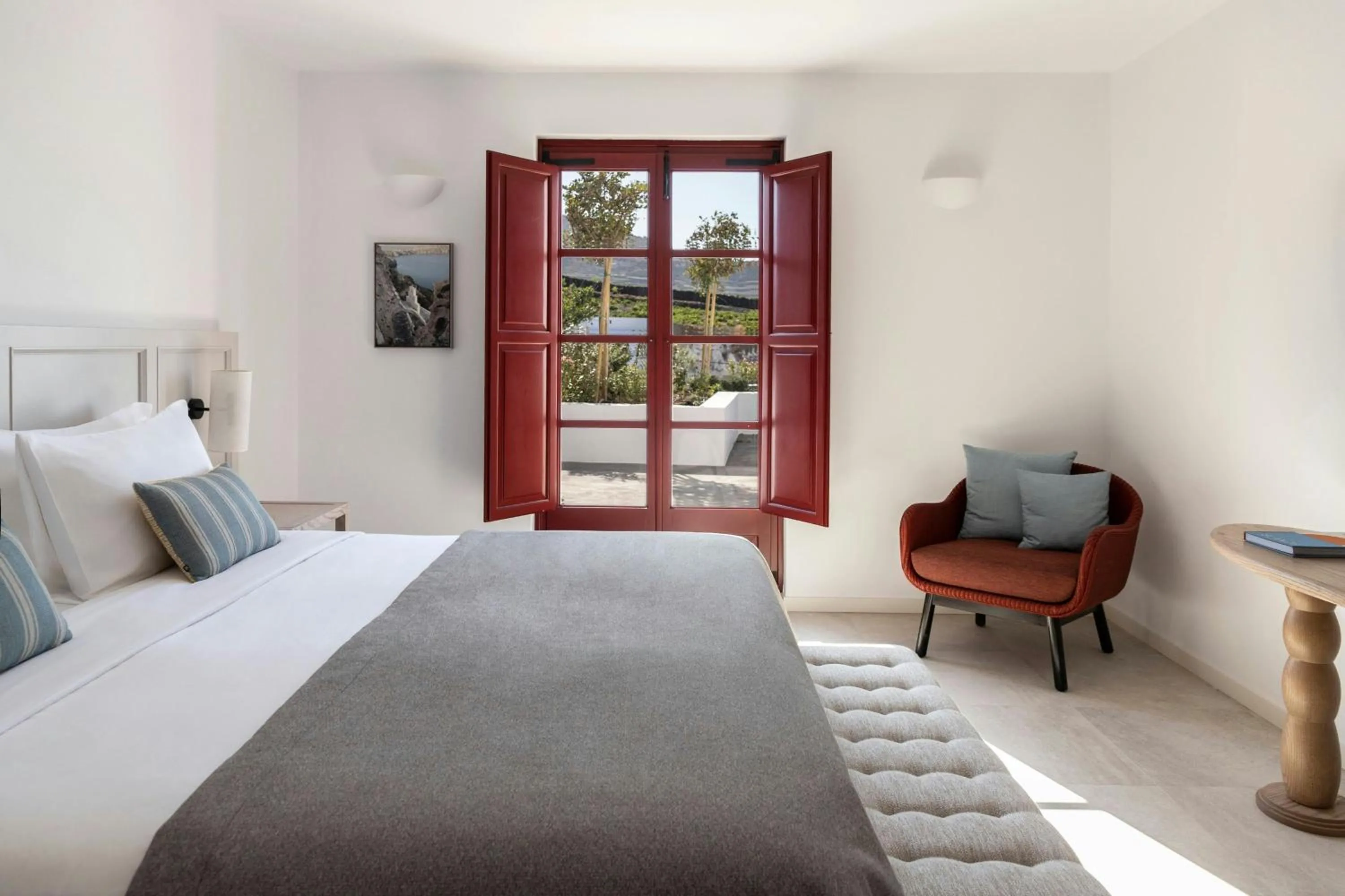 Photo of the whole room, Bed in Vedema, a Luxury Collection Resort, Santorini