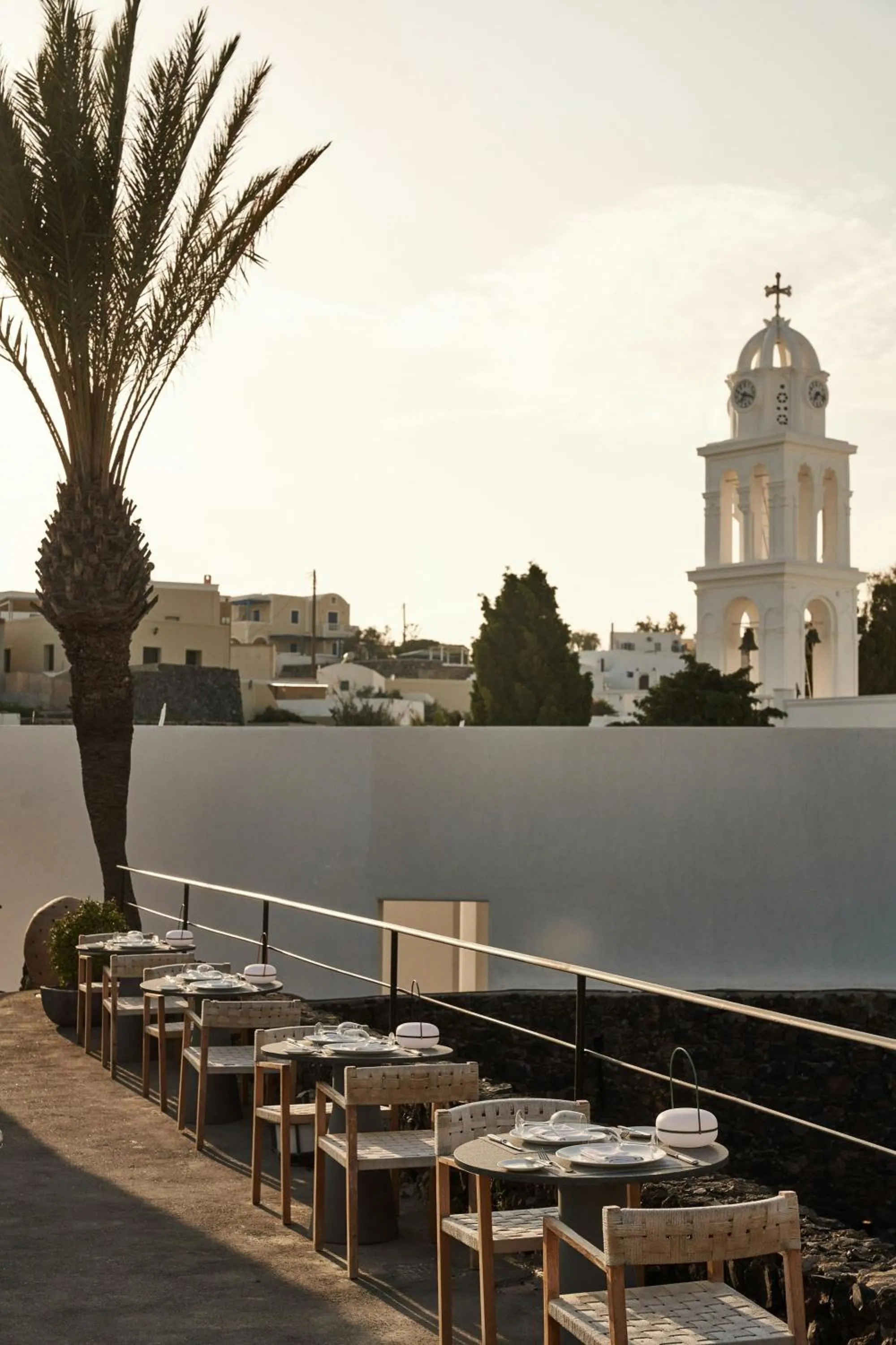 Restaurant/places to eat in Vedema, a Luxury Collection Resort, Santorini