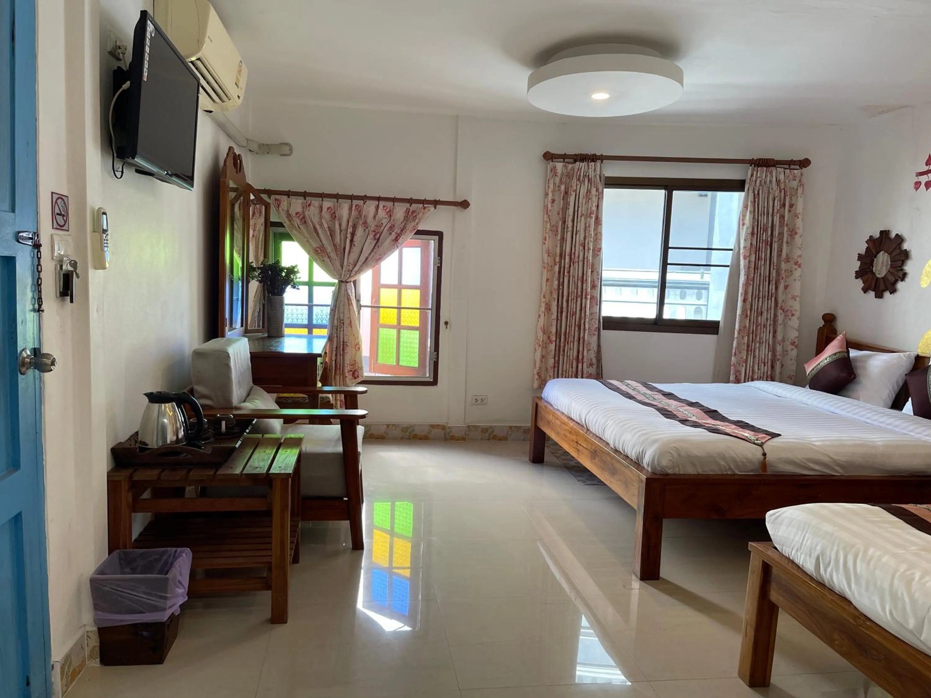 Photo of the whole room, Bed in Mesa Garden Villa