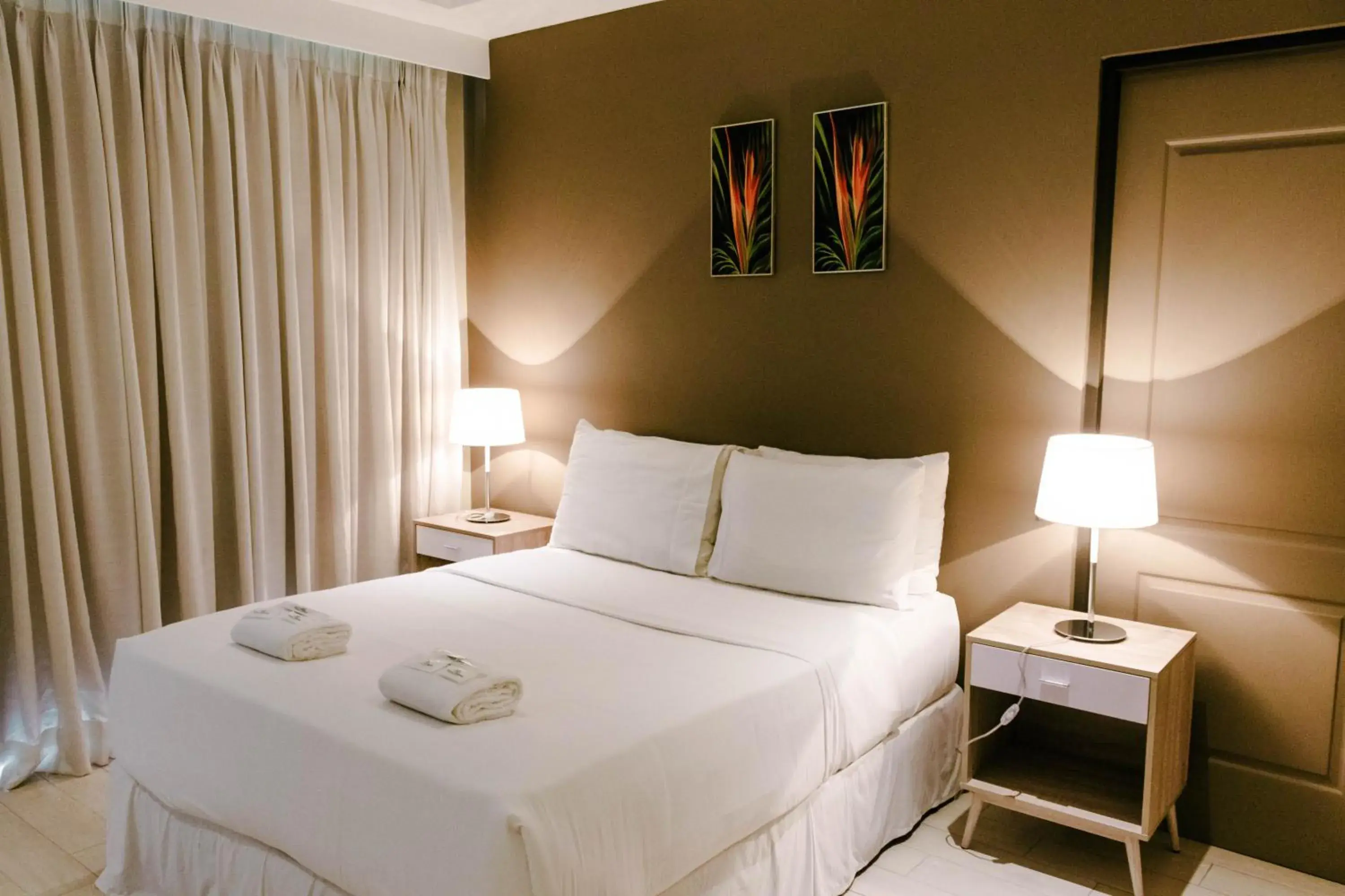 Queen Room in Villa Verde Guest House Queen Room in Villa Verde Guest House