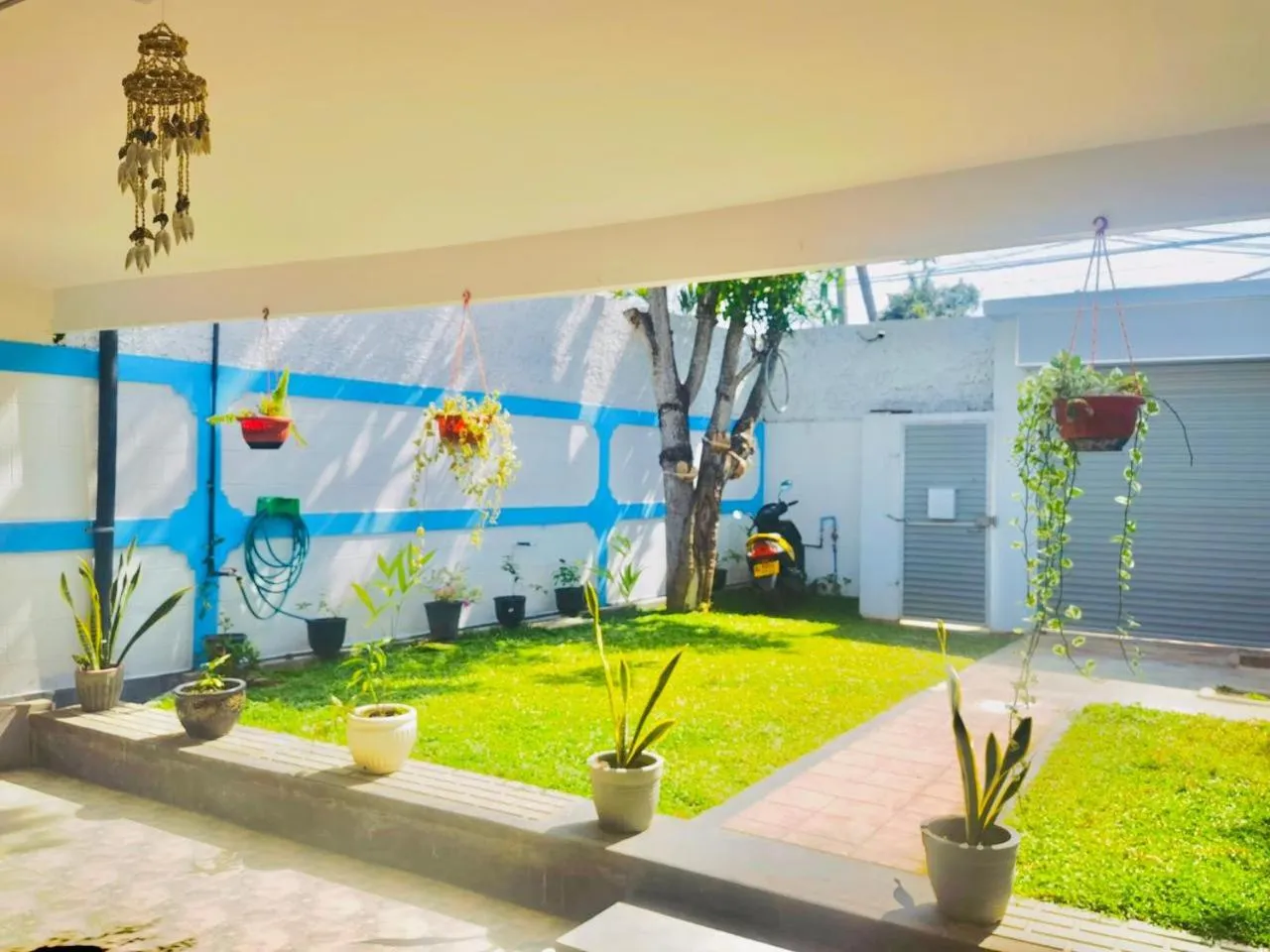 Garden view in Sea Breeze Guest House Negombo