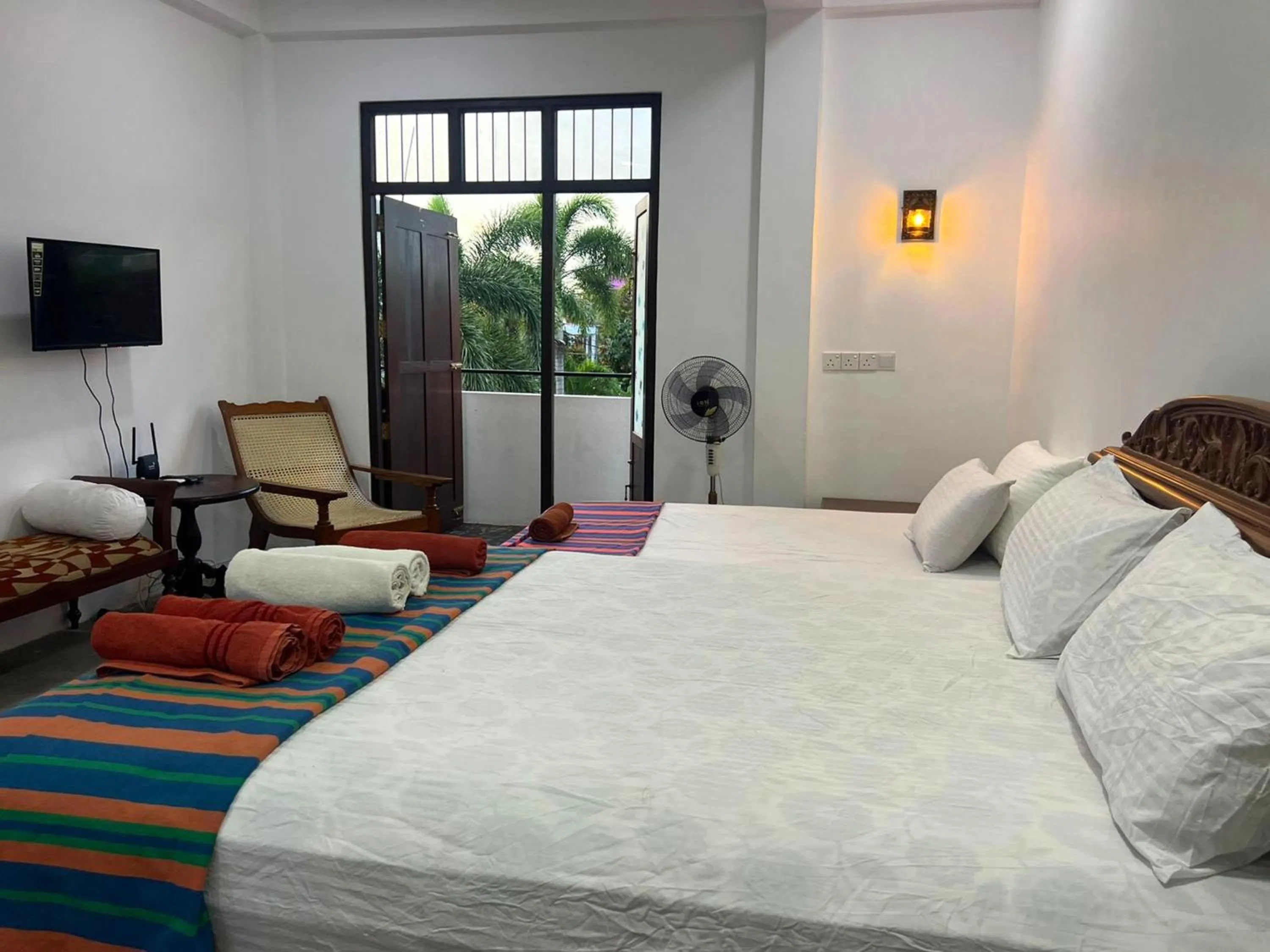 Bedroom, Bed in Sea Breeze Guest House Negombo