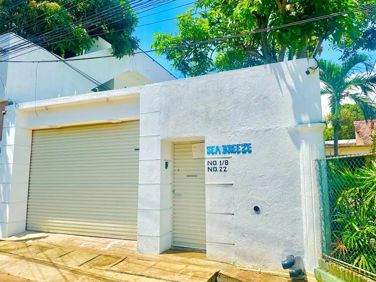 Facade/entrance in Sea Breeze Guest House Negombo