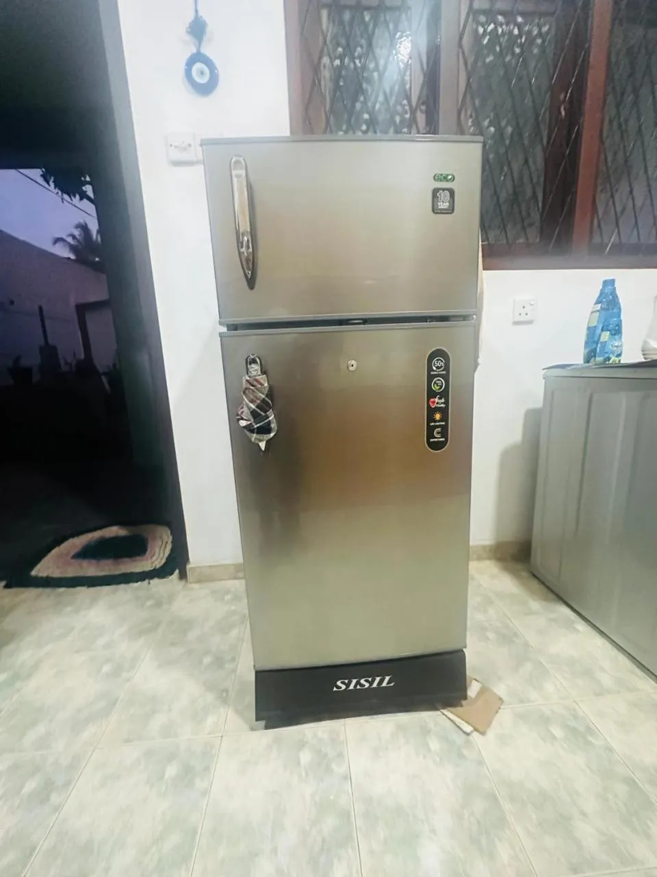 Kitchen or kitchenette in Sea Breeze Guest House Negombo