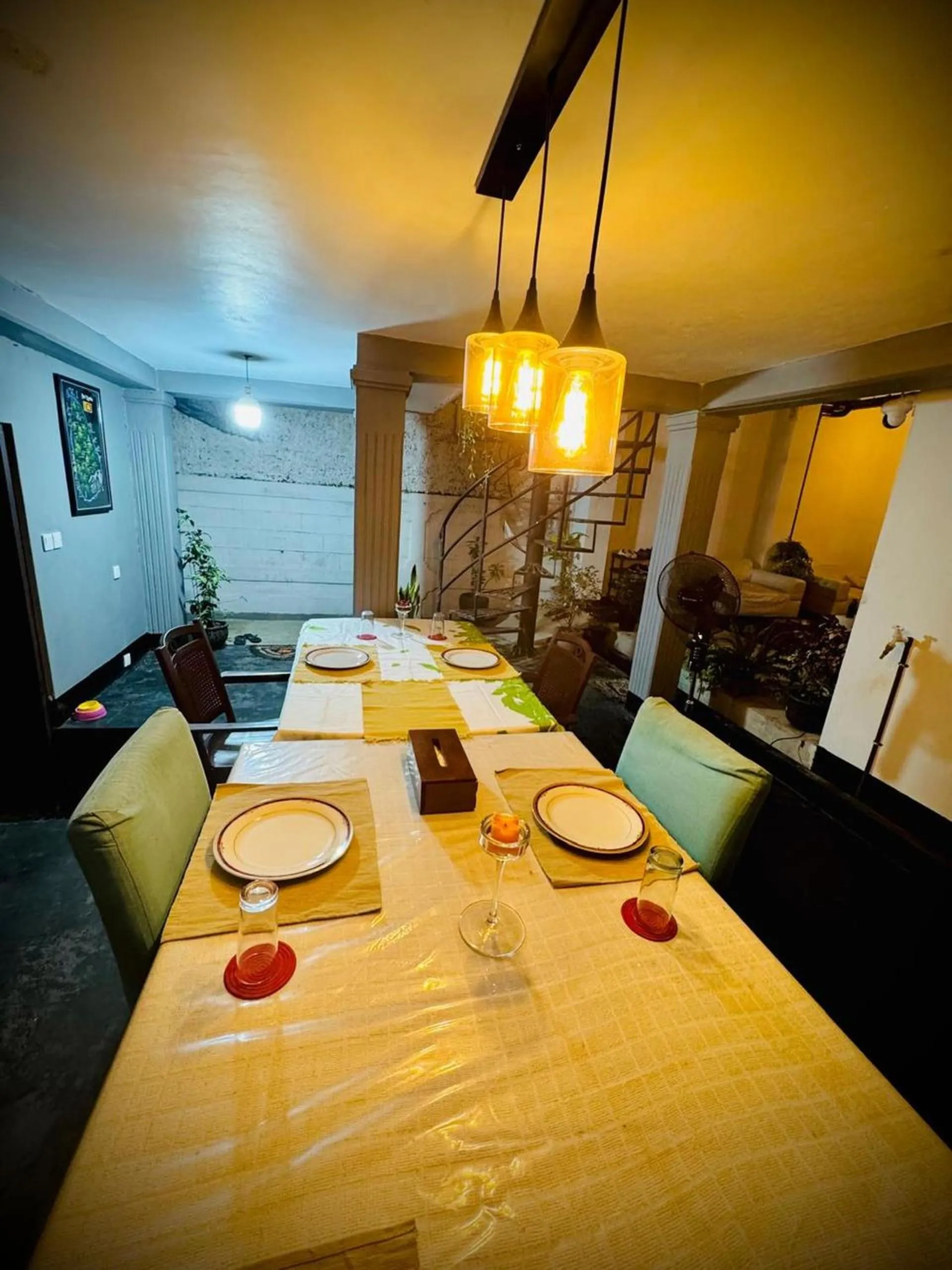 Dining area in Sea Breeze Guest House Negombo