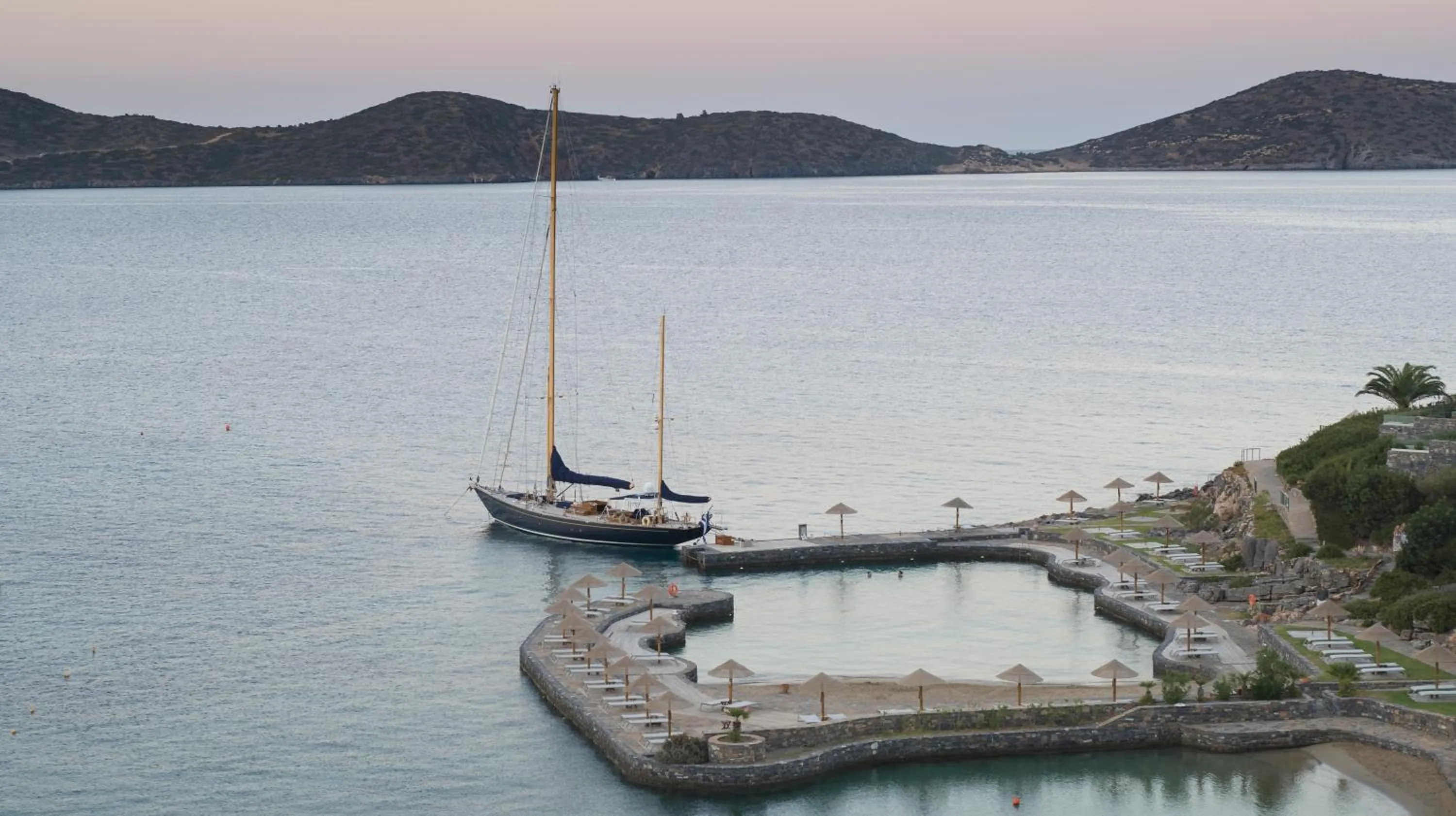 Beach in Elounda Peninsula Luxury Resort, Six Senses Spa
