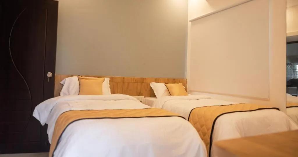 Photo of the whole room, Bed in SRP The Pavilion