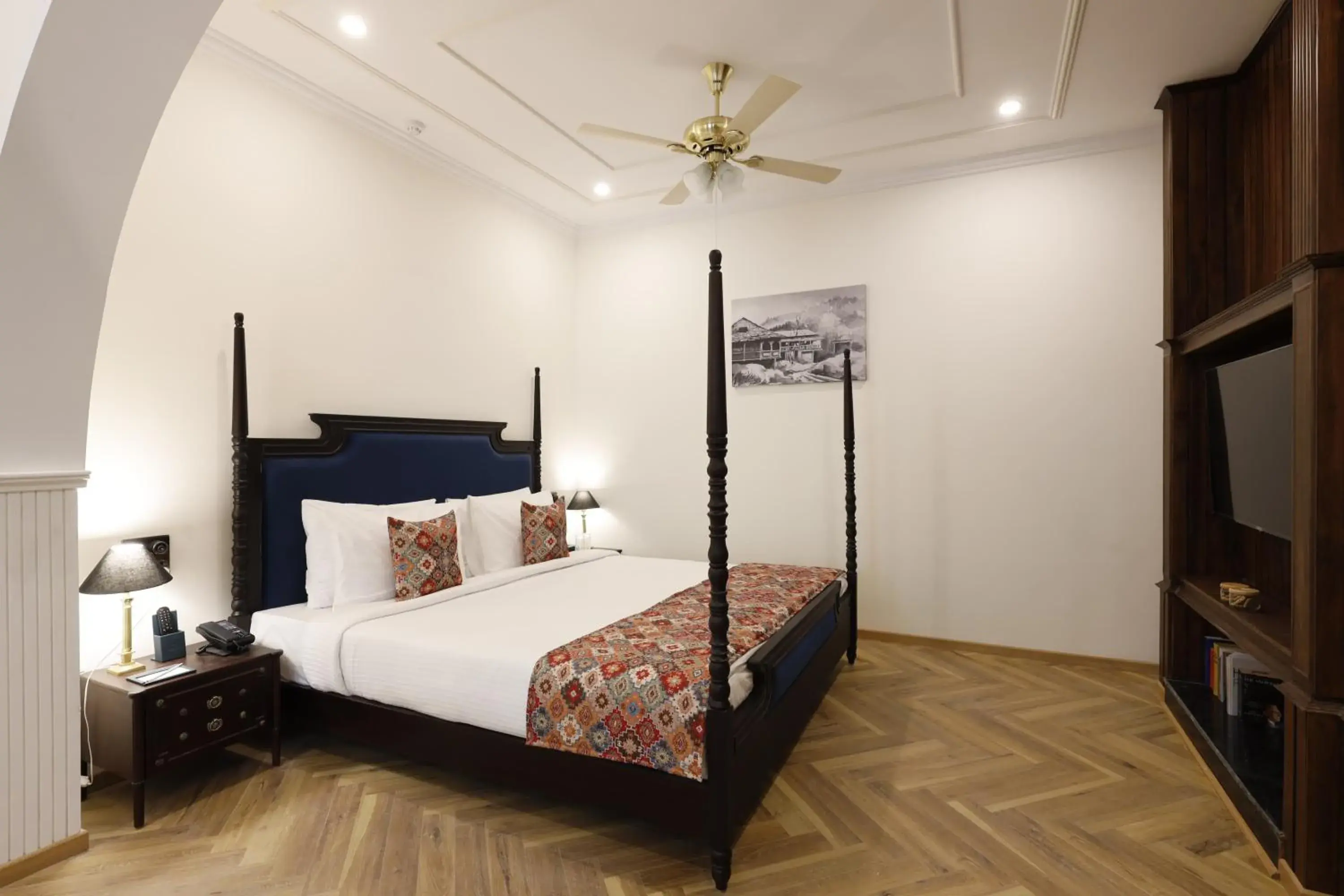 King Room with Pool View in Infinitea Dakbunglow Palampur King Room with Pool View in Infinitea Dakbunglow Palampur