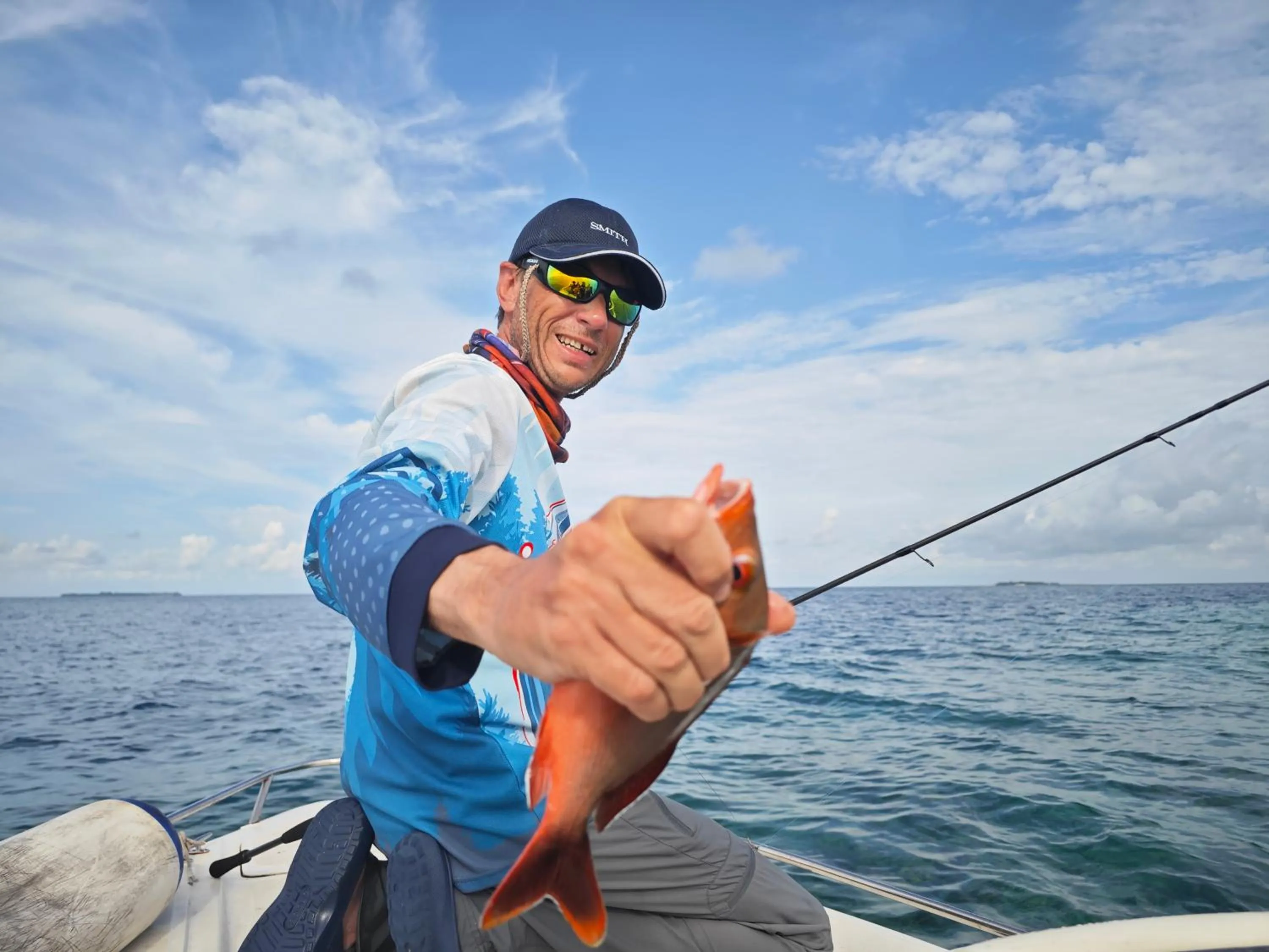 Fishing in Dhonfulhafi Beach View
