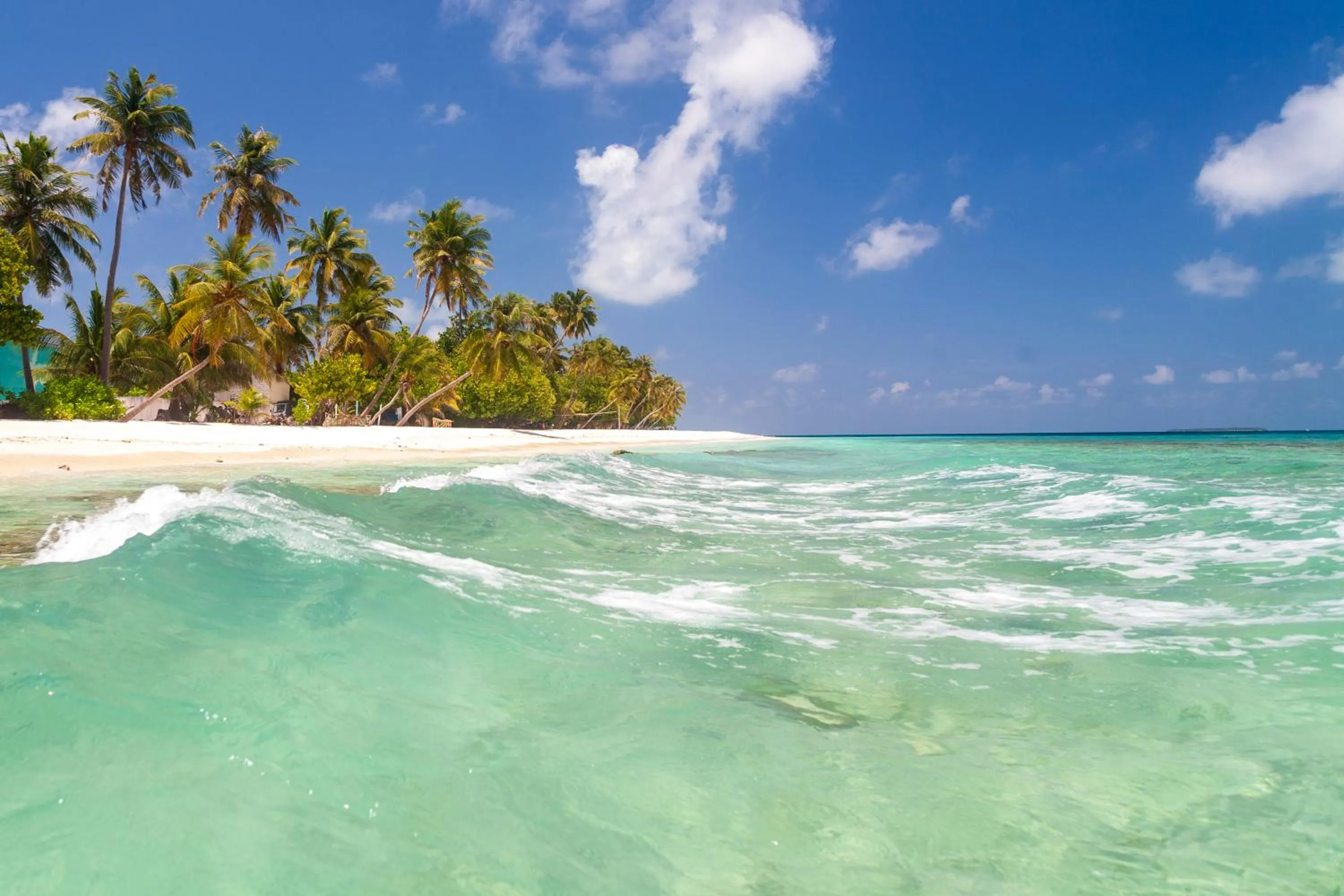 Beach in Dhonfulhafi Beach View