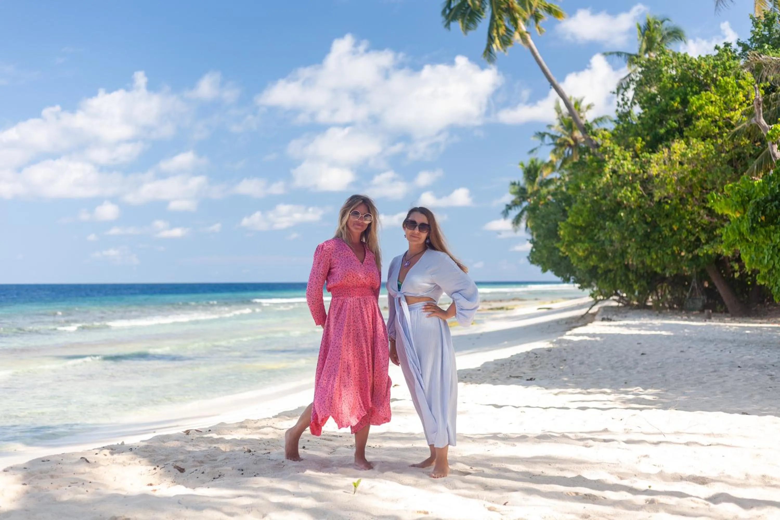 Guests in Dhonfulhafi Beach View