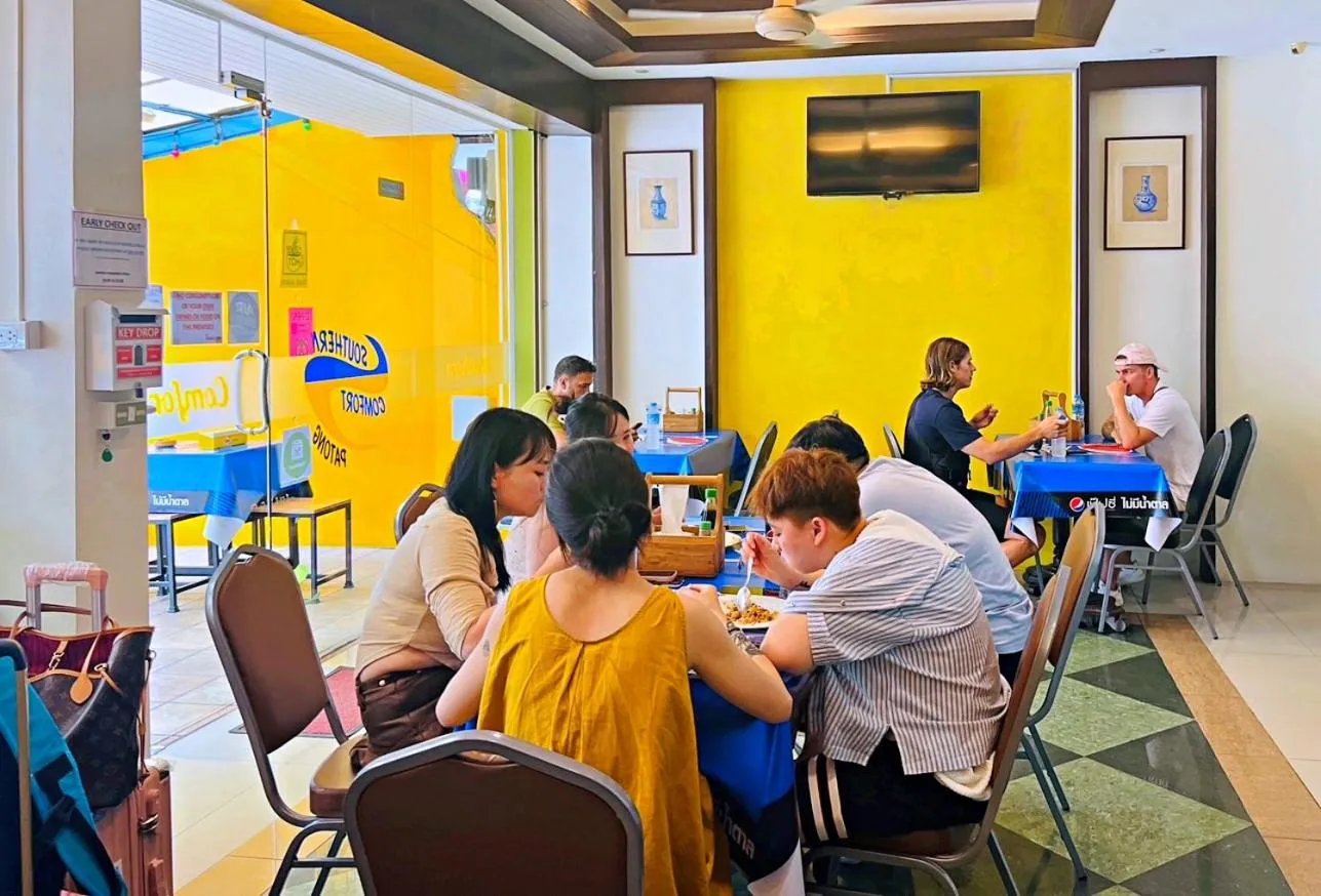 Restaurant/places to eat in Southern Comfort Patong