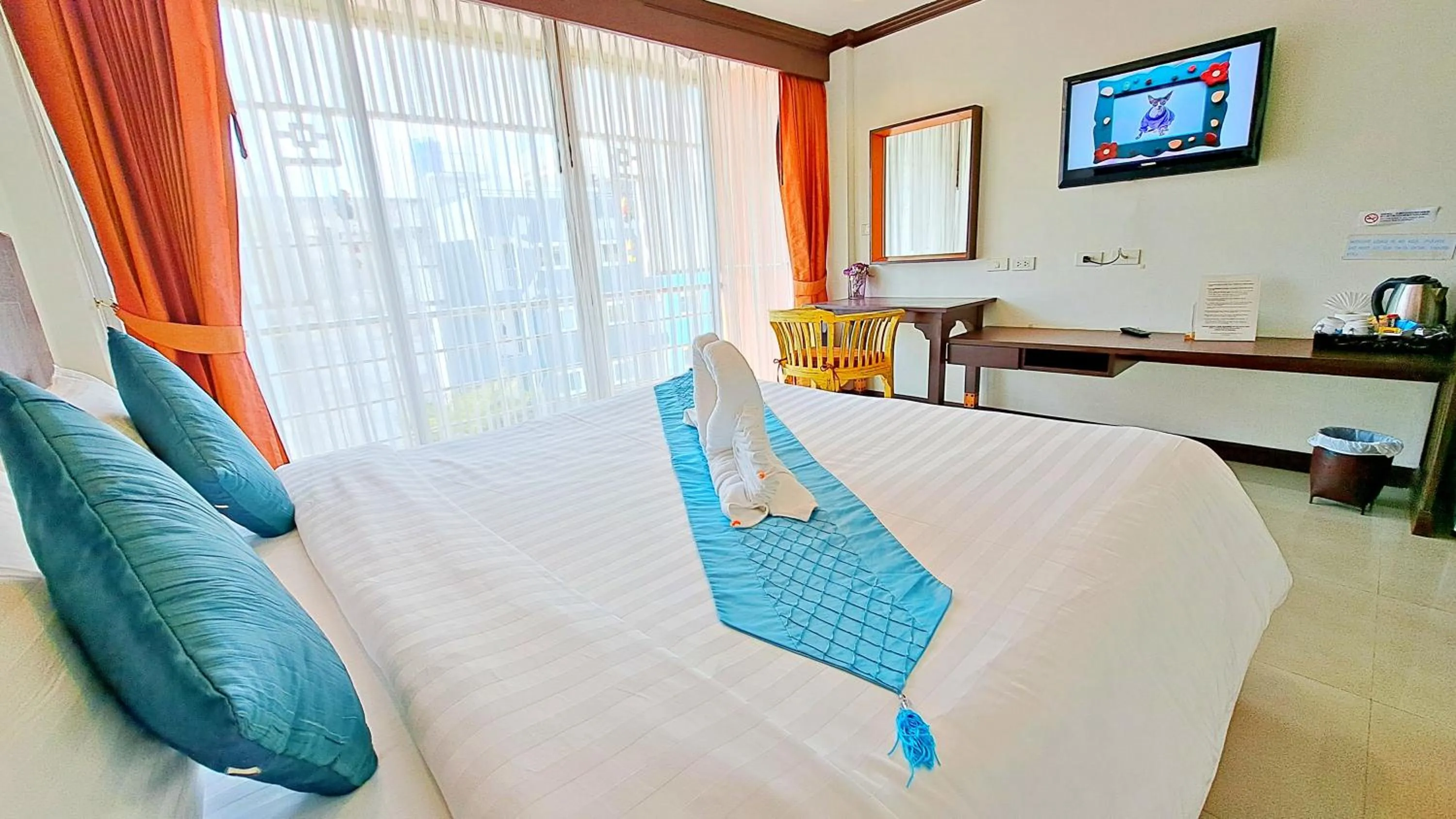 Bed in Southern Comfort Patong