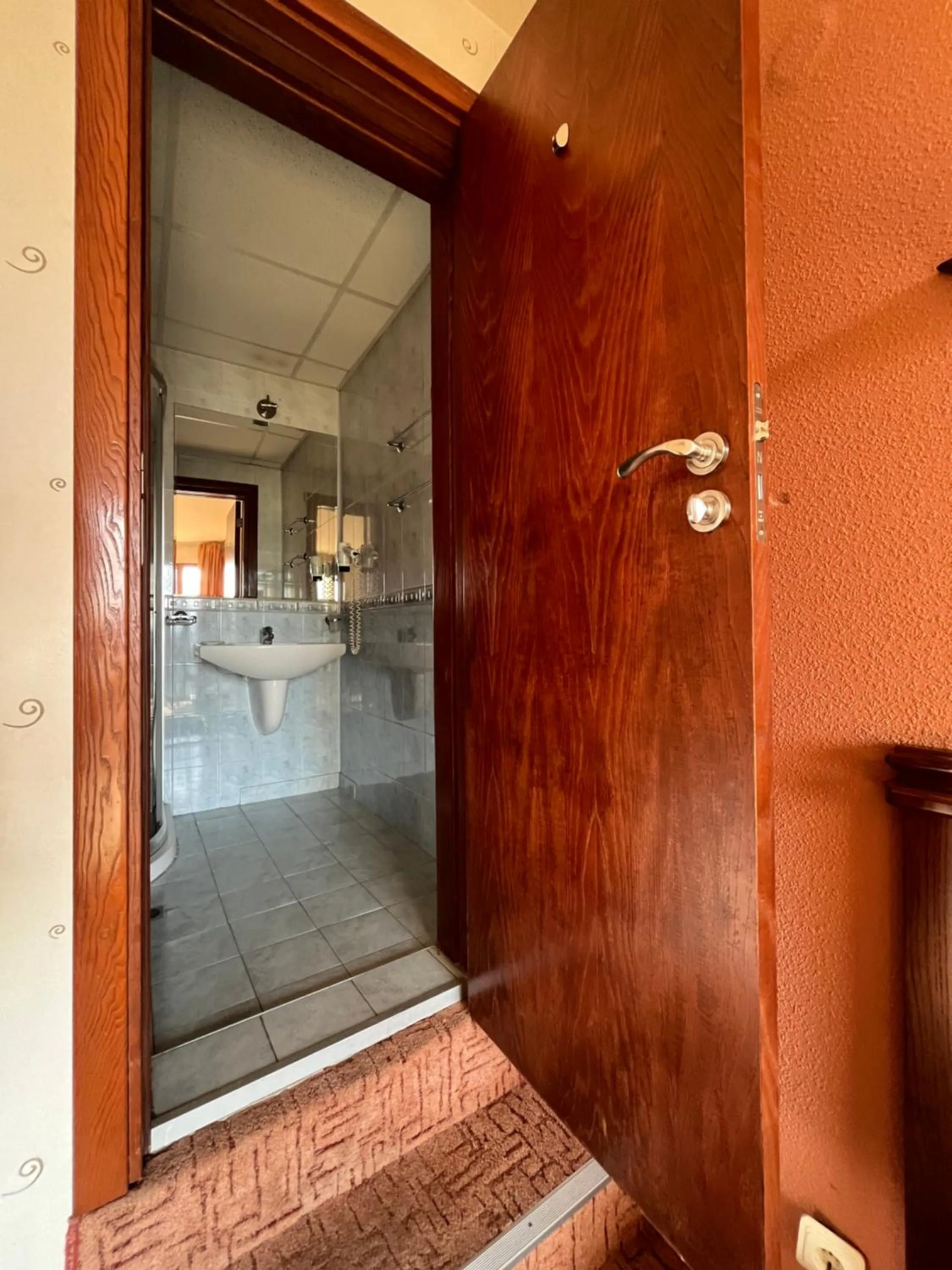 Bathroom in HOTEL BOLYARI