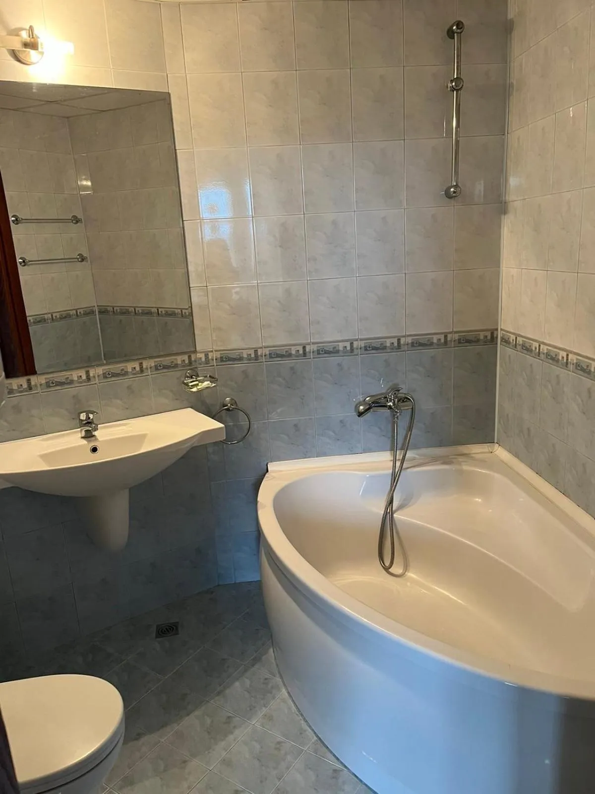 Bathroom in HOTEL BOLYARI