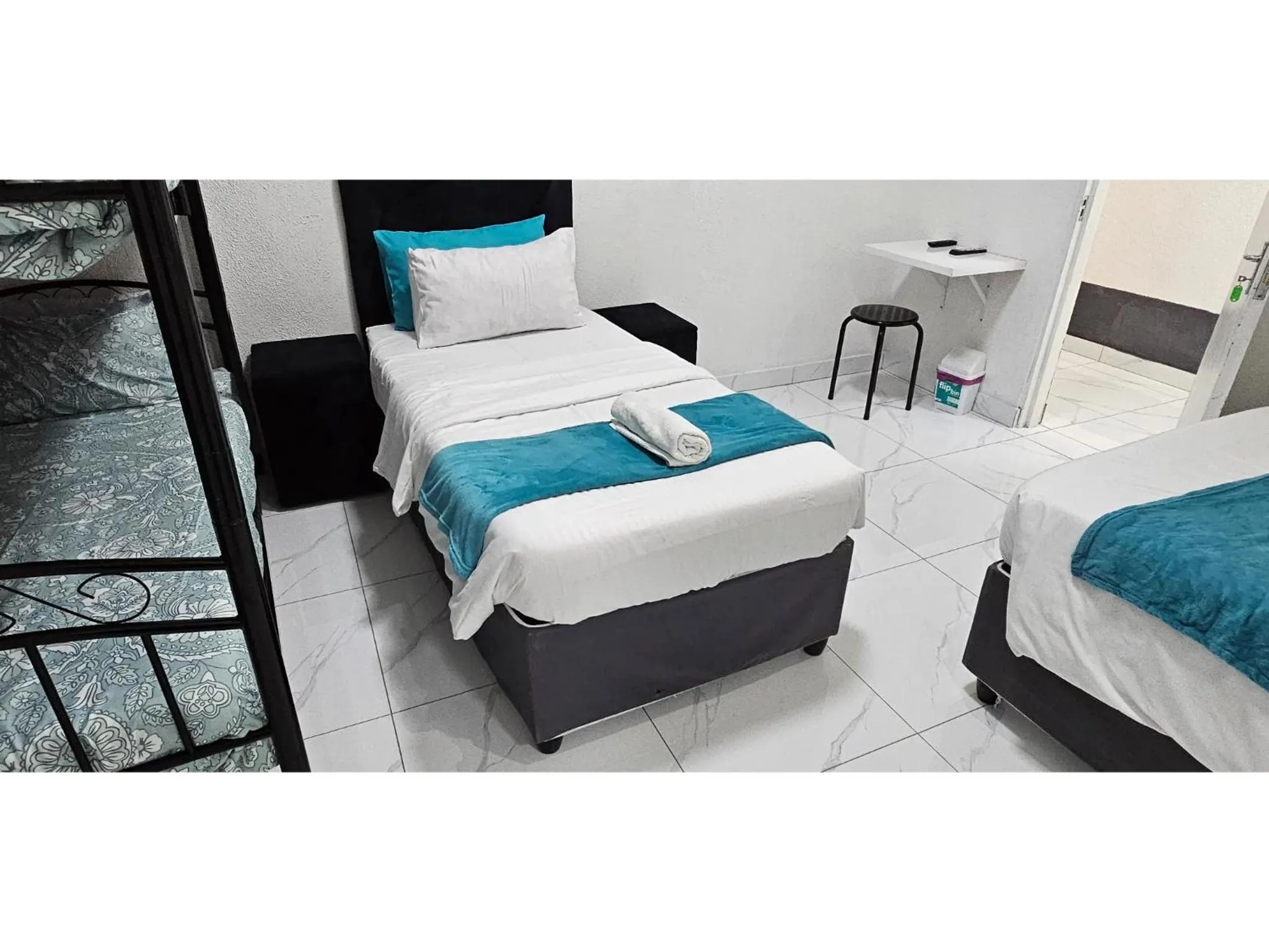 Bed in Goshen Lodge Fitzroy