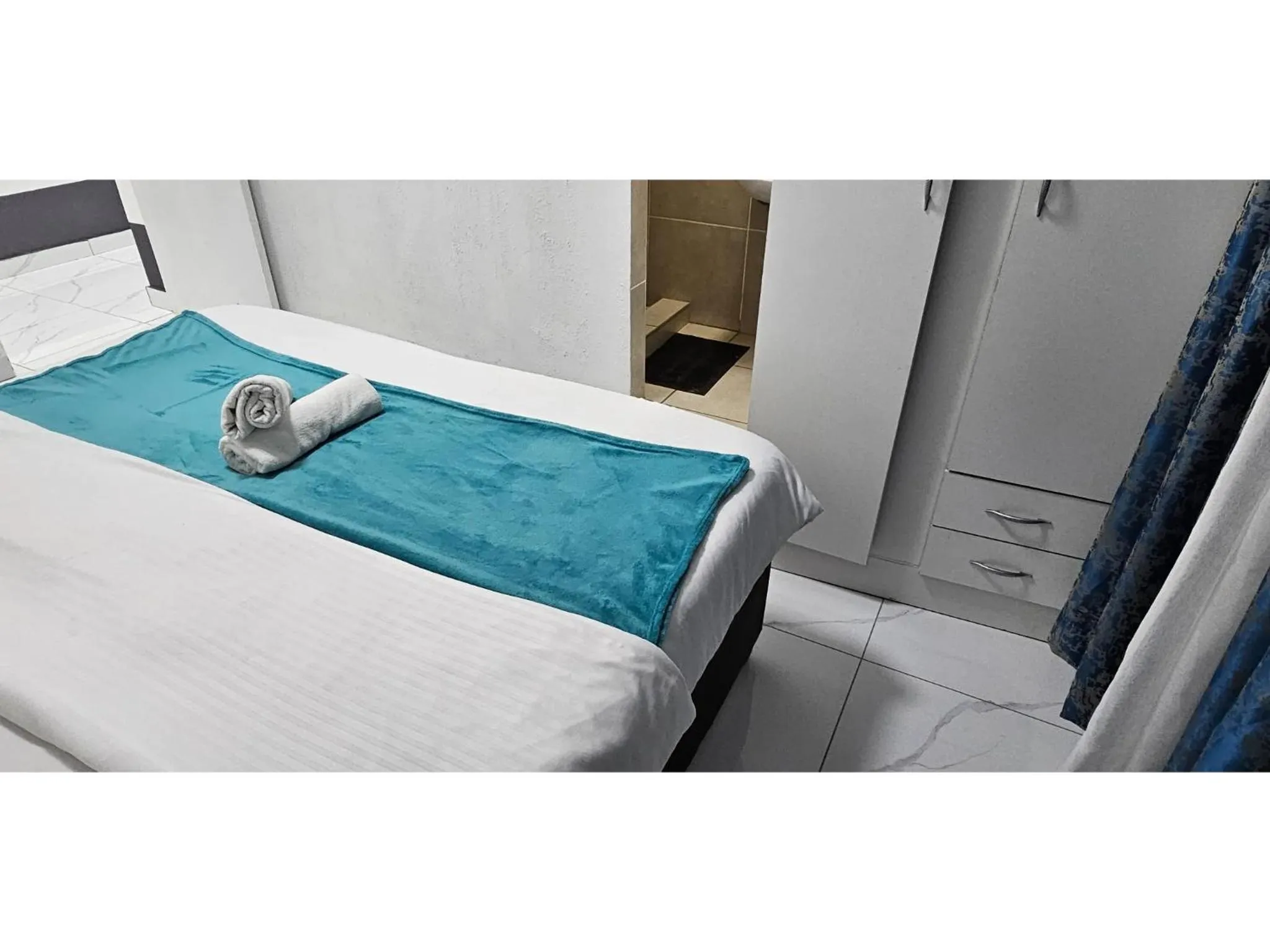 Bed in Goshen Lodge Fitzroy