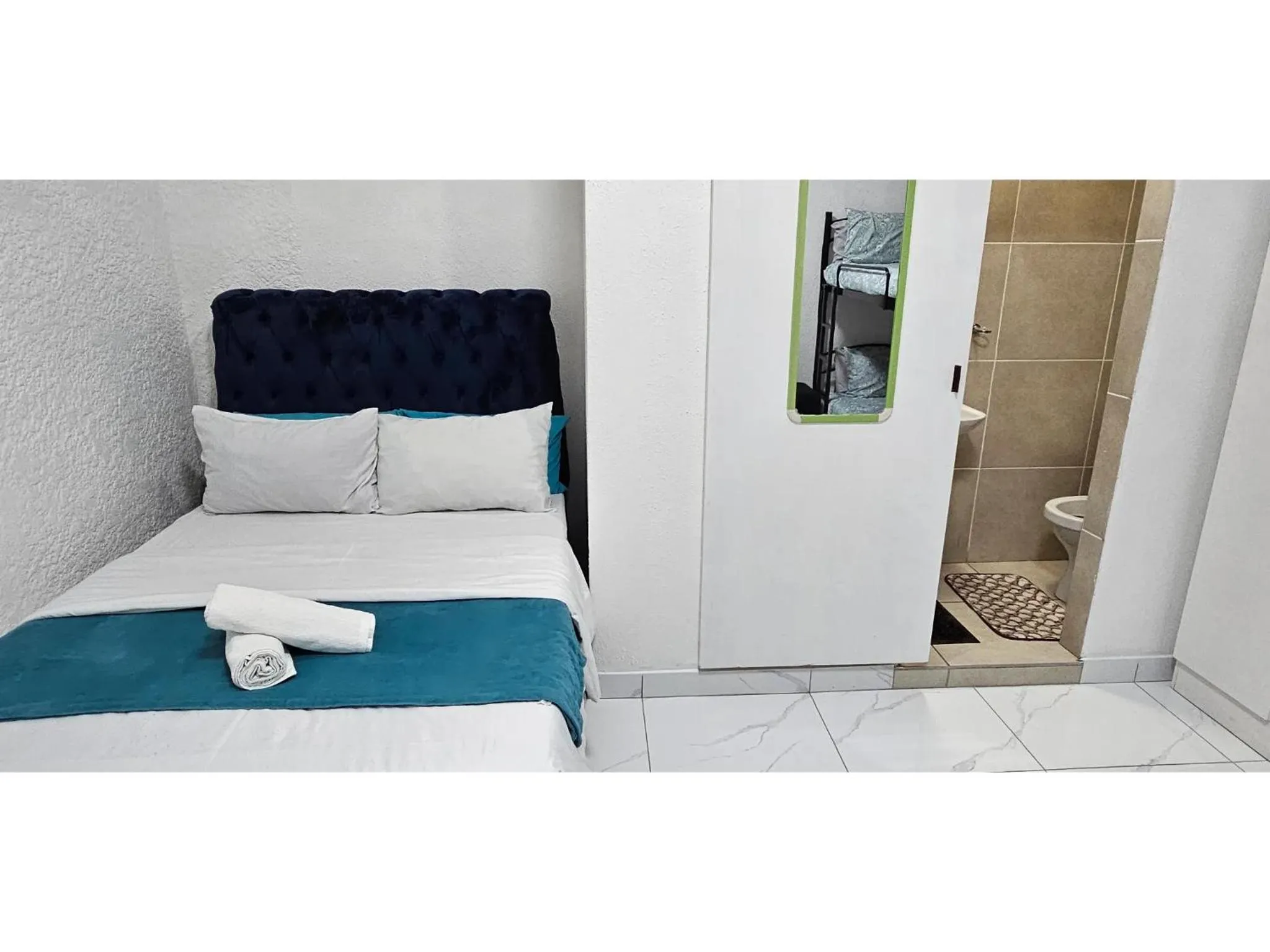 Bed in Goshen Lodge Fitzroy