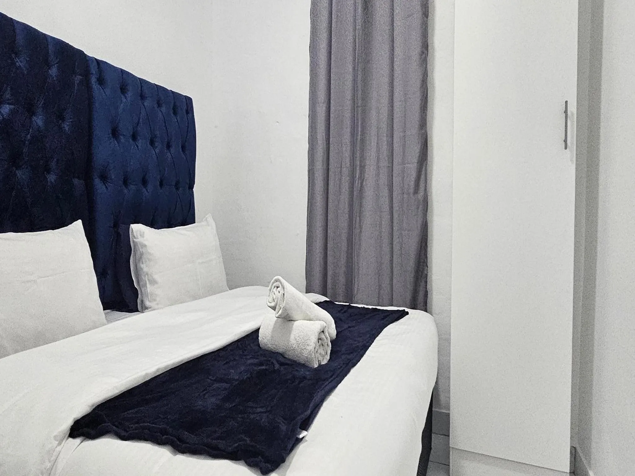 Bed in Goshen Lodge Fitzroy