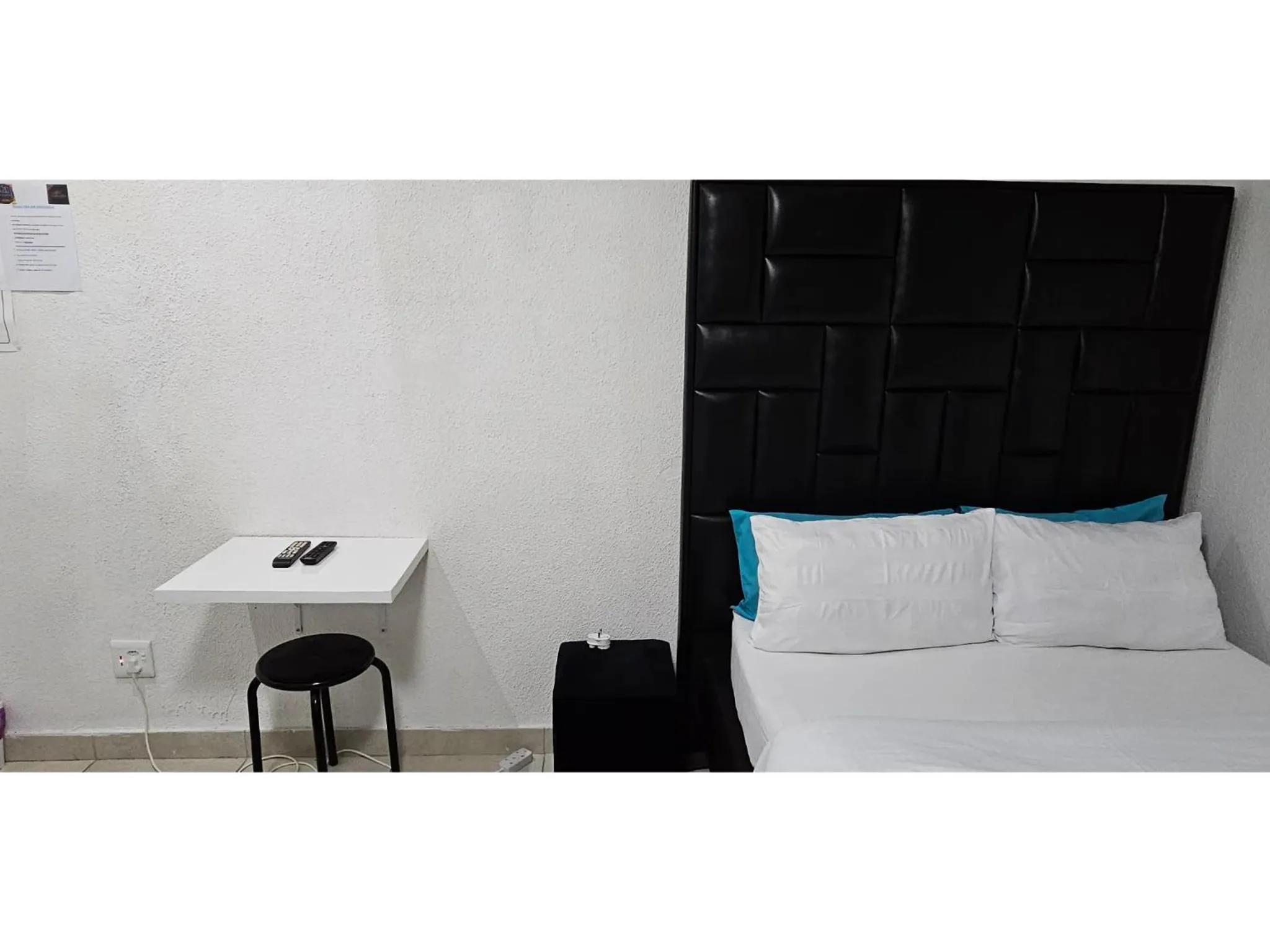 Bed in Goshen Lodge Fitzroy