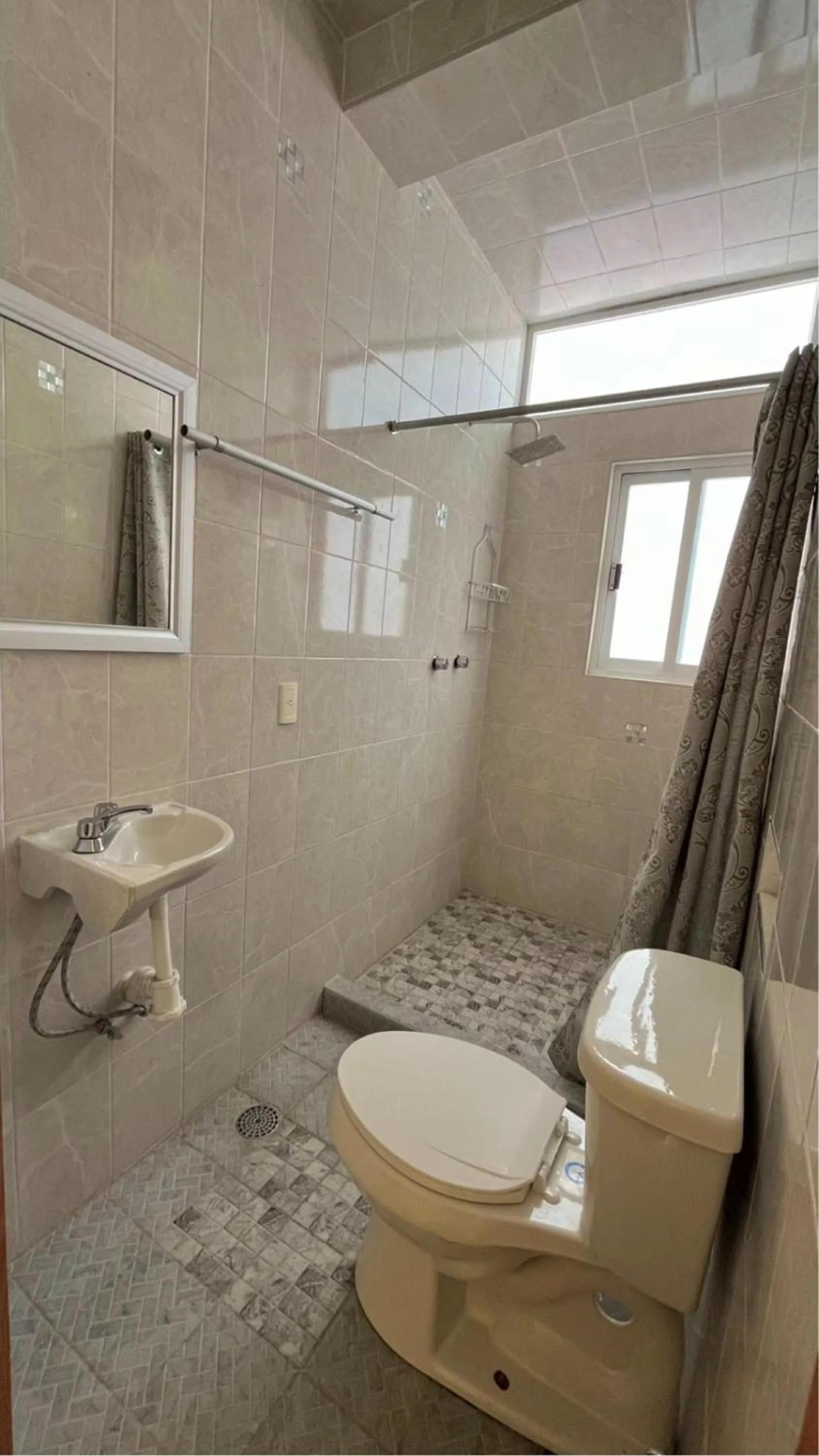 Bathroom in OYO Hotel Museo Carnaval