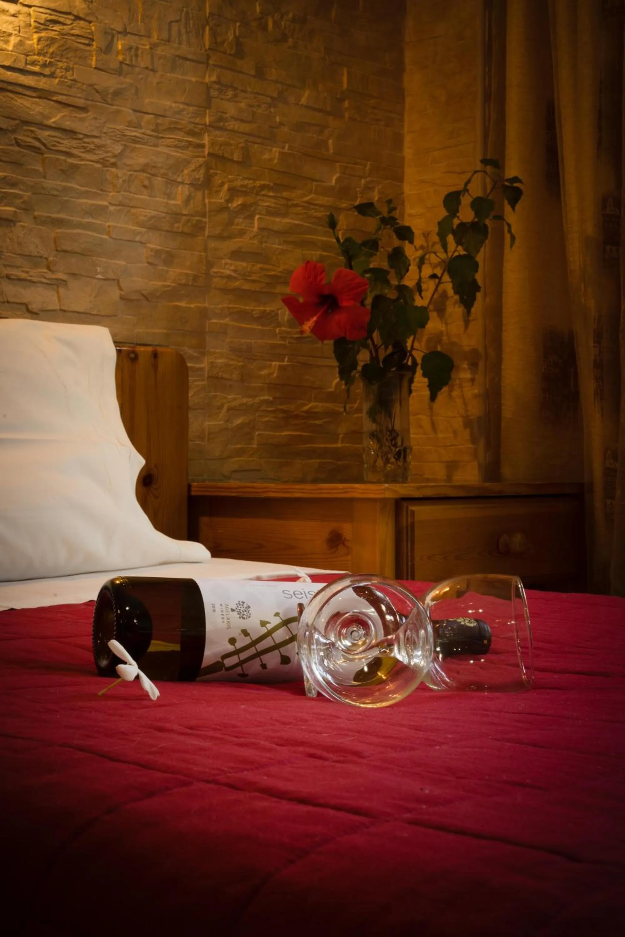 Property building, Bed in Dimitris Villa Hotel