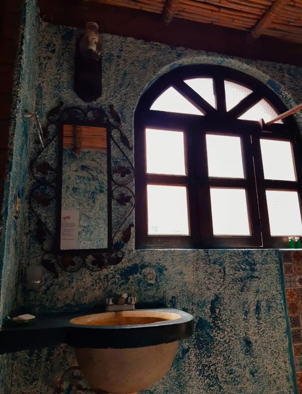 Bathroom in Huayápam Yù'ú Lodge