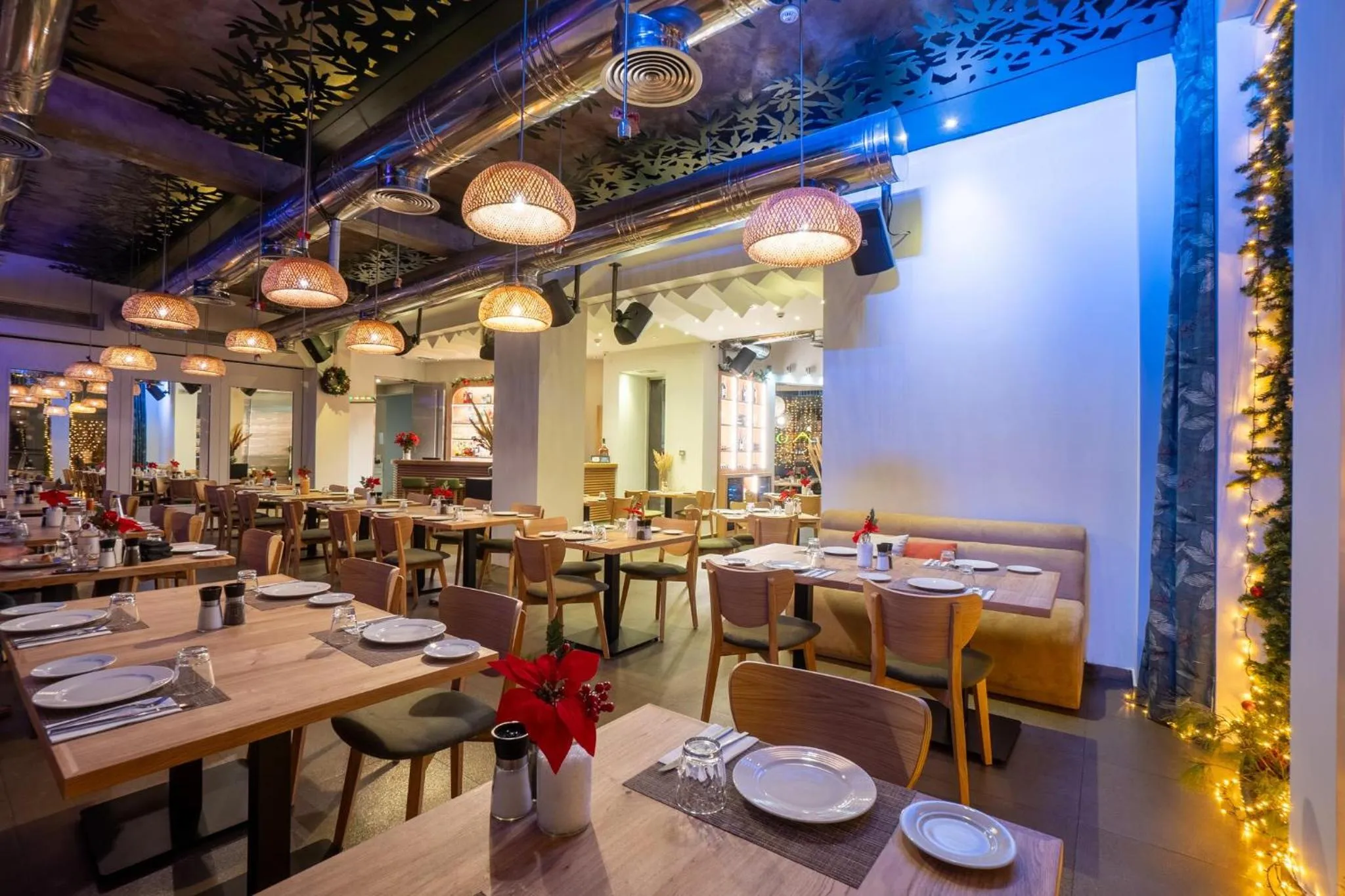 Restaurant/places to eat in Lato Boutique Hotel