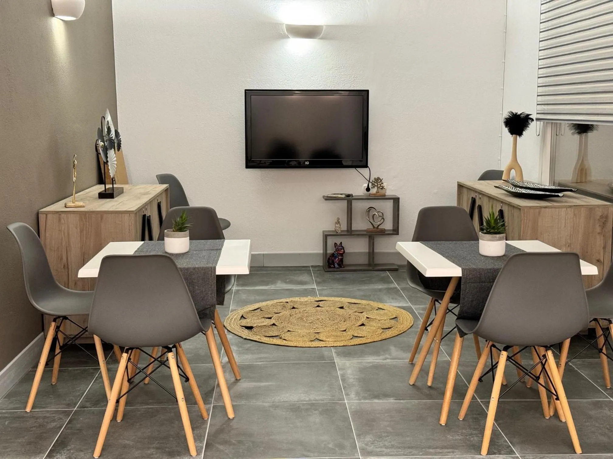 TV and multimedia in Dilion Hotel