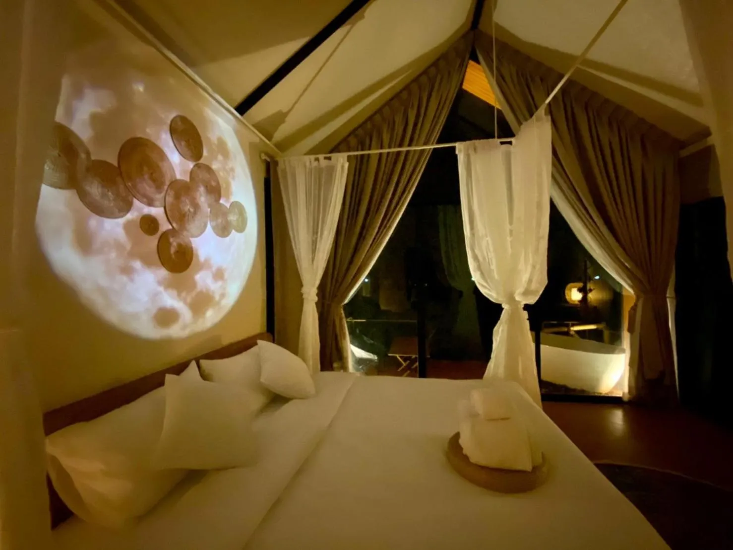 Bedroom, Bed in Baan Nai Baan Nok Resort