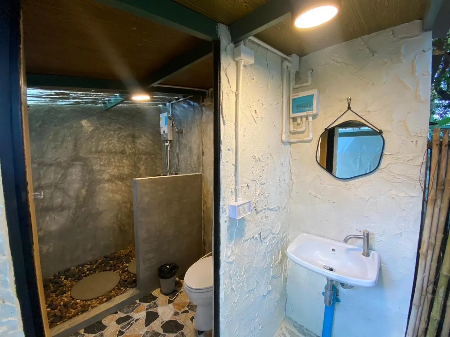 Toilet in Baan Nai Baan Nok Resort