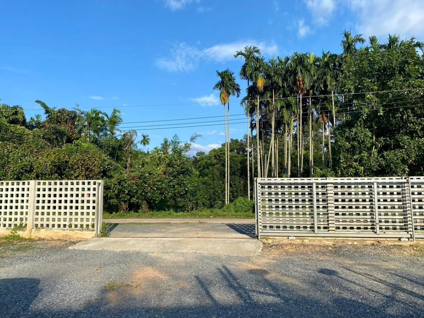 Parking in Baan Nai Baan Nok Resort