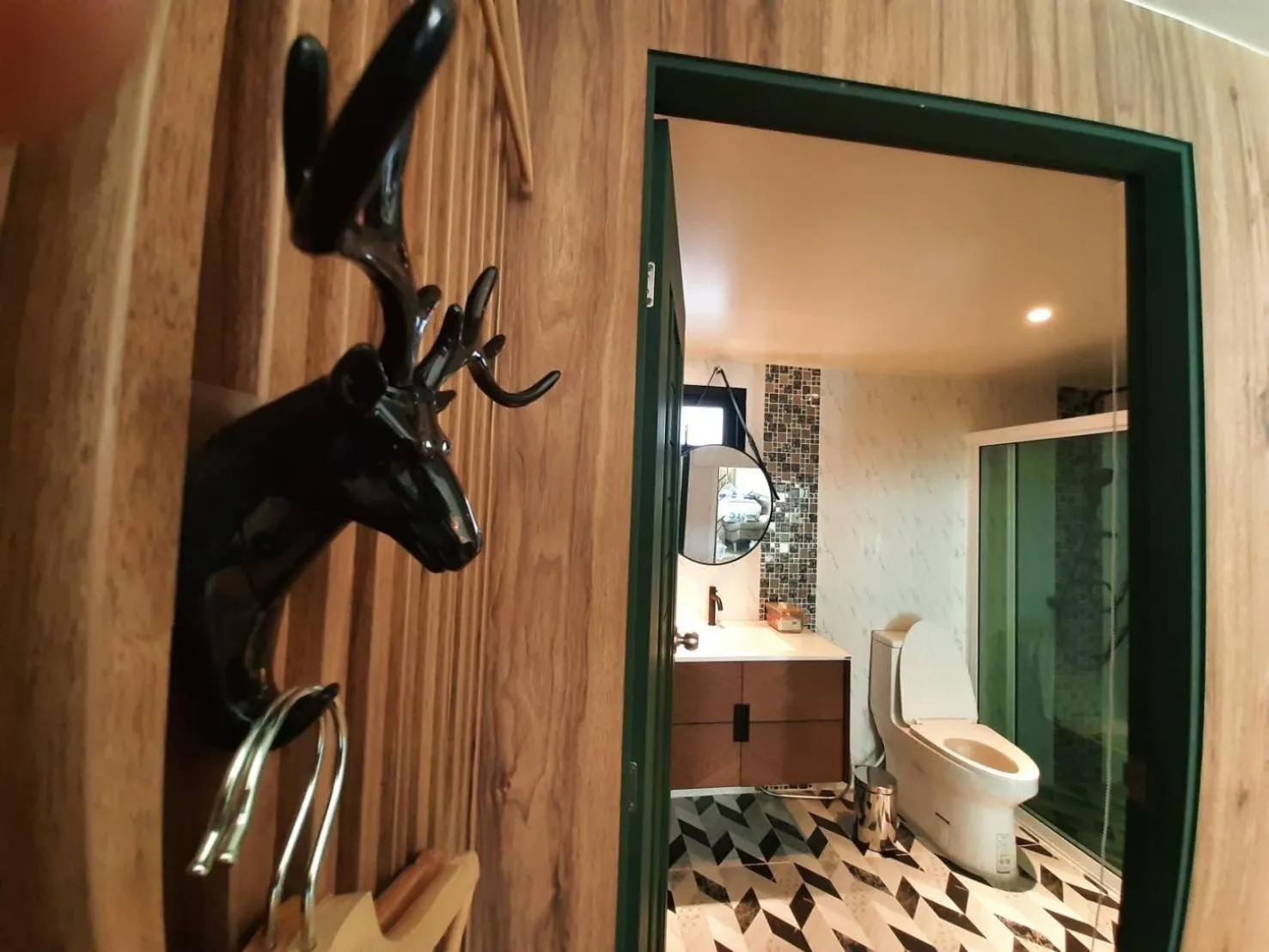 Bathroom in Baan Nai Baan Nok Resort