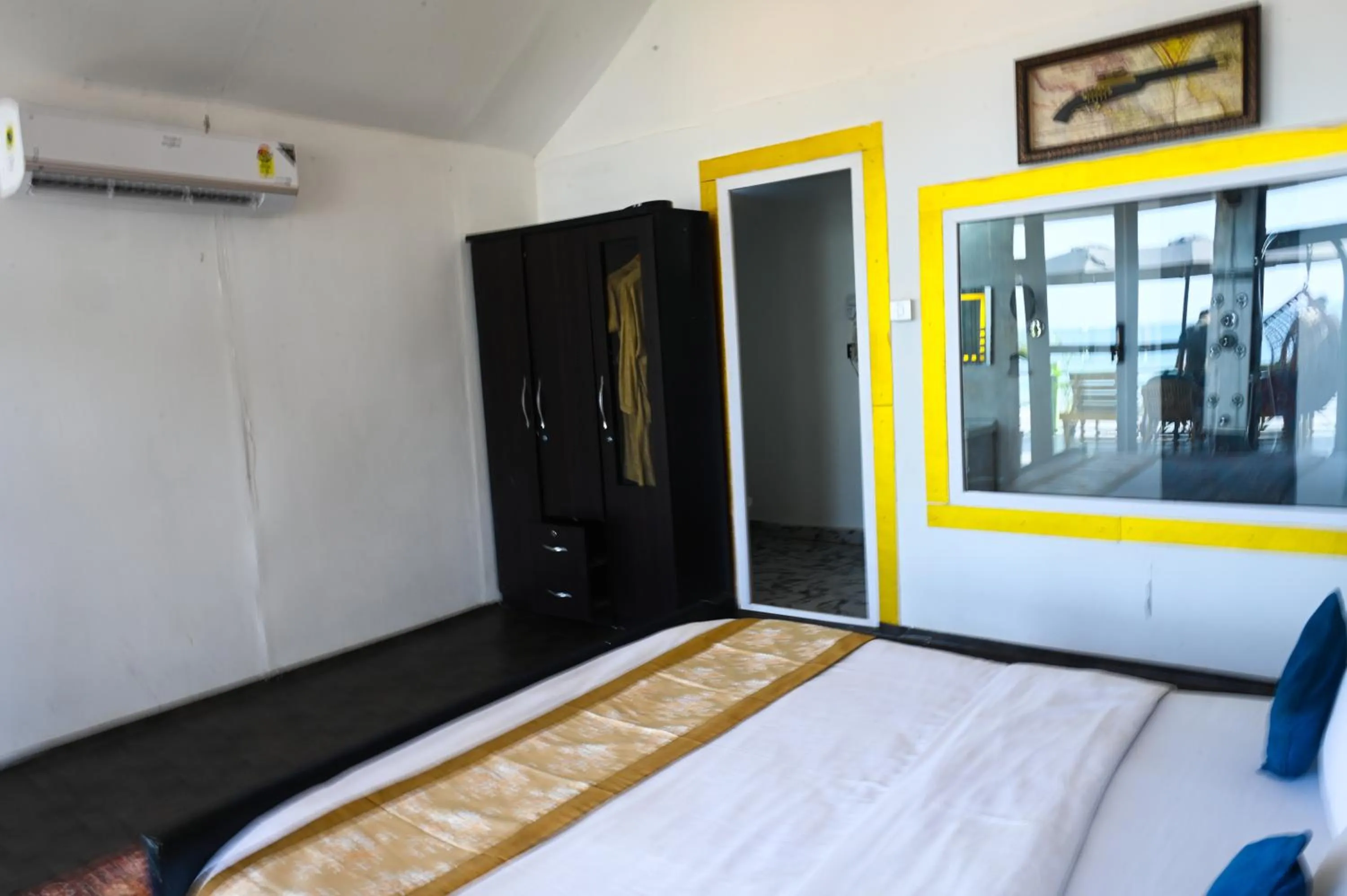 Bed in SUNBATH beach EXOTICA