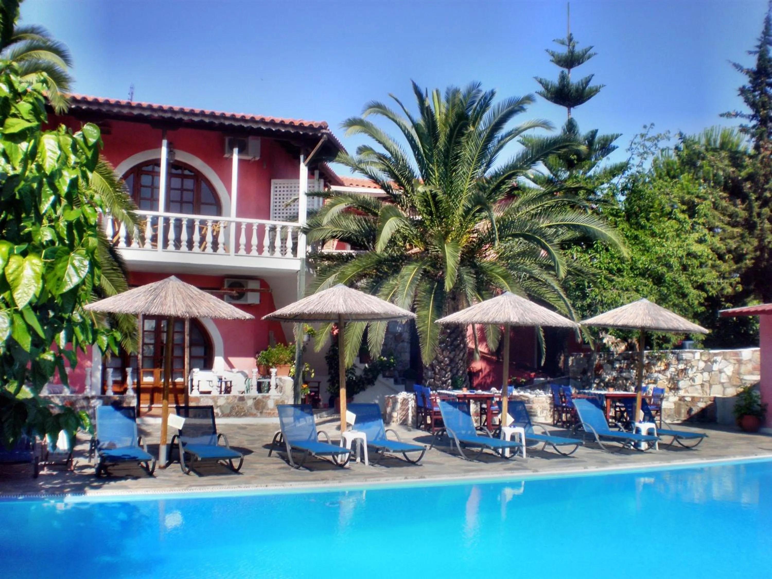 Facade/entrance in Ilios Studios