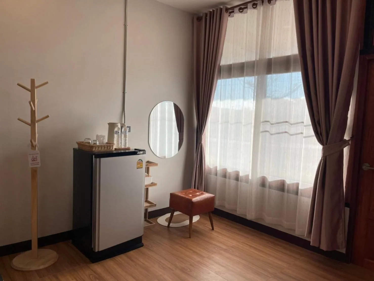 hair dresser in Yaowarate Sport Club and Resort ไร่เยาวเรศ