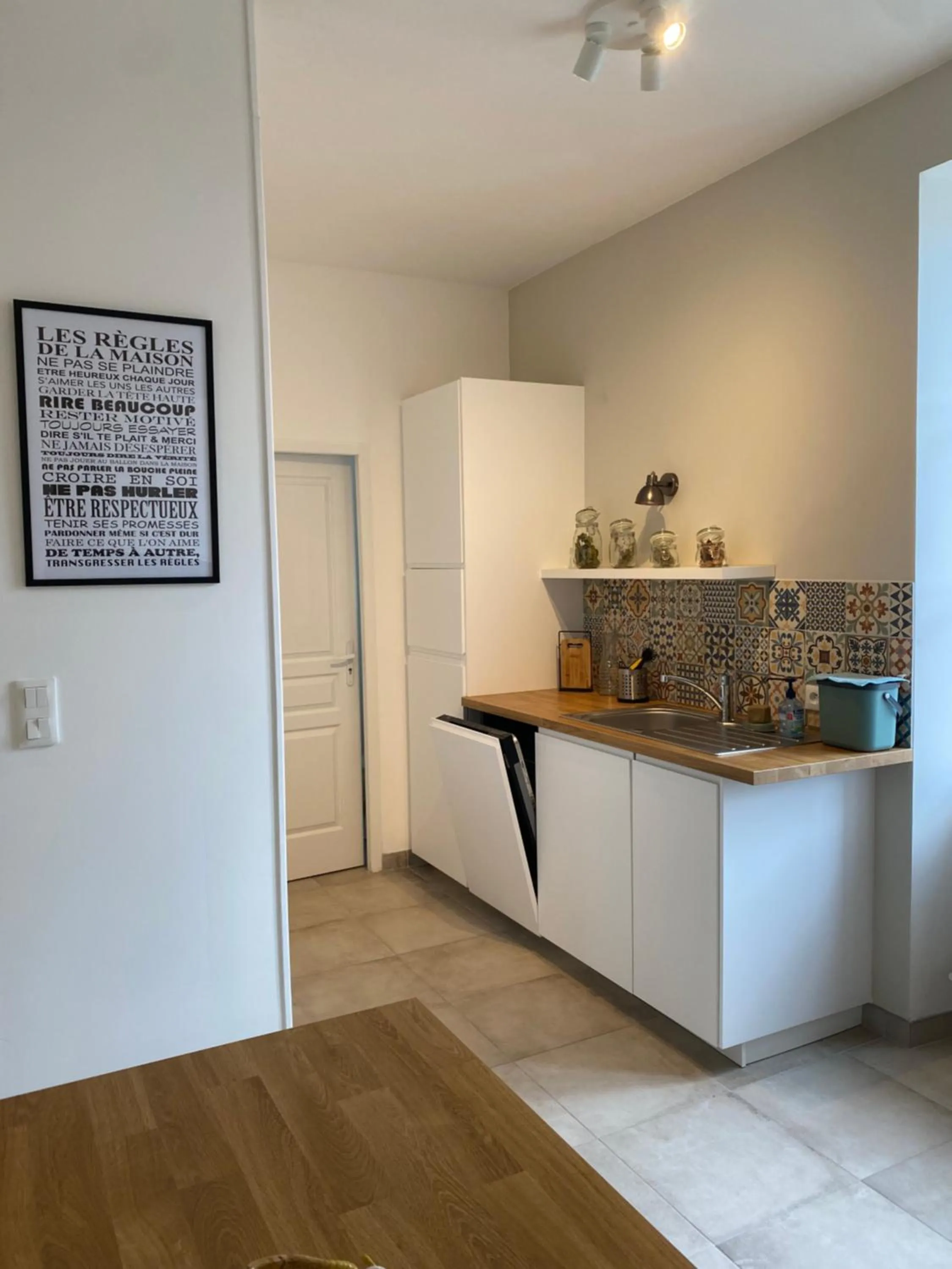 Kitchen or kitchenette in Clos des Chardons - Le Jardin