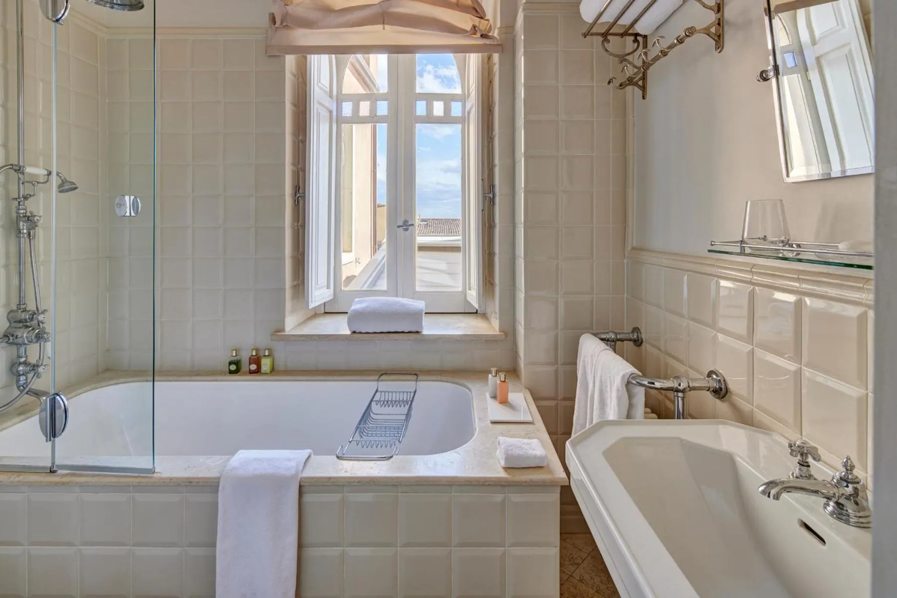 Bathroom in El Jebel