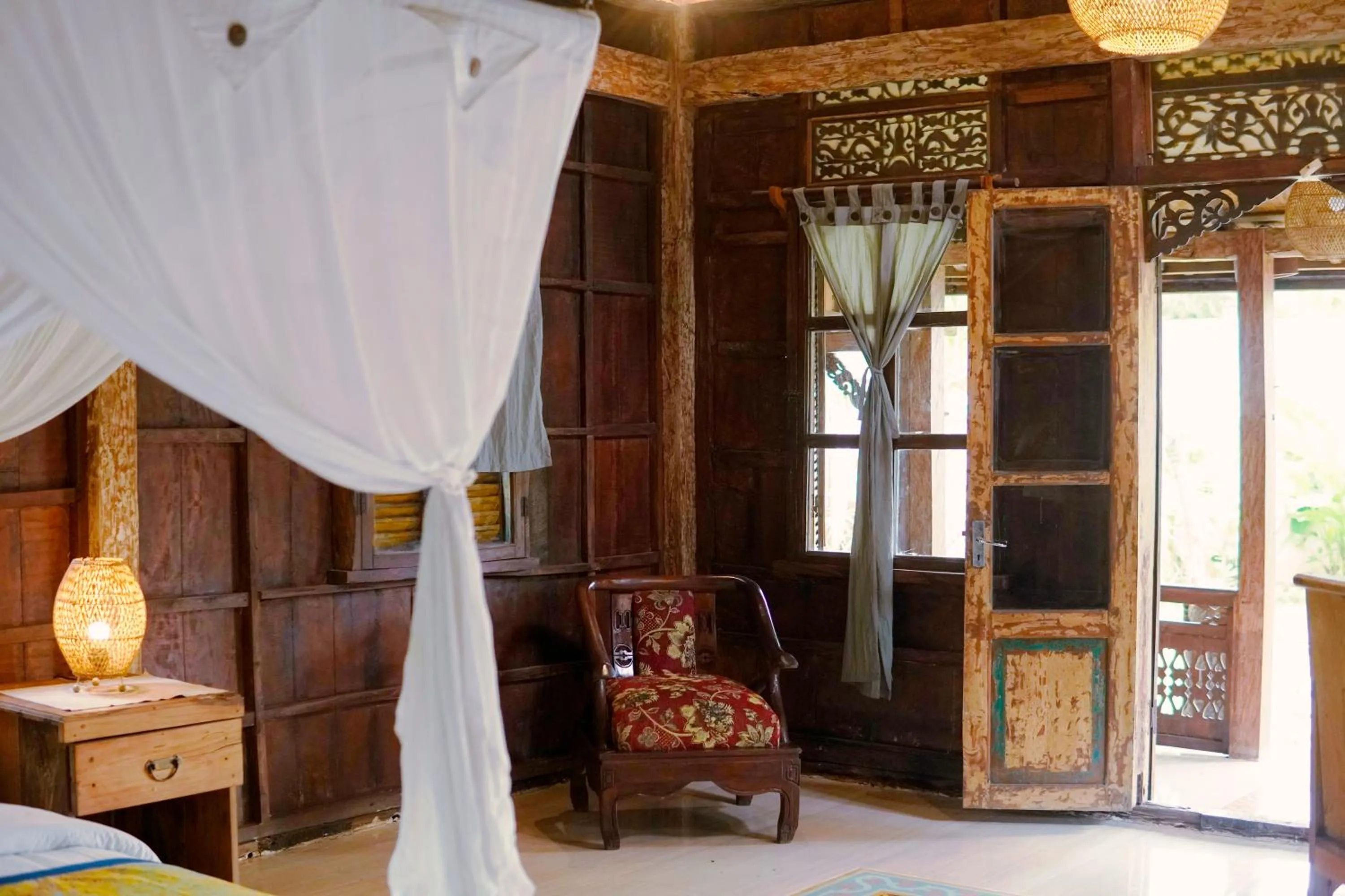 Bed in Sentana Villa Ubud