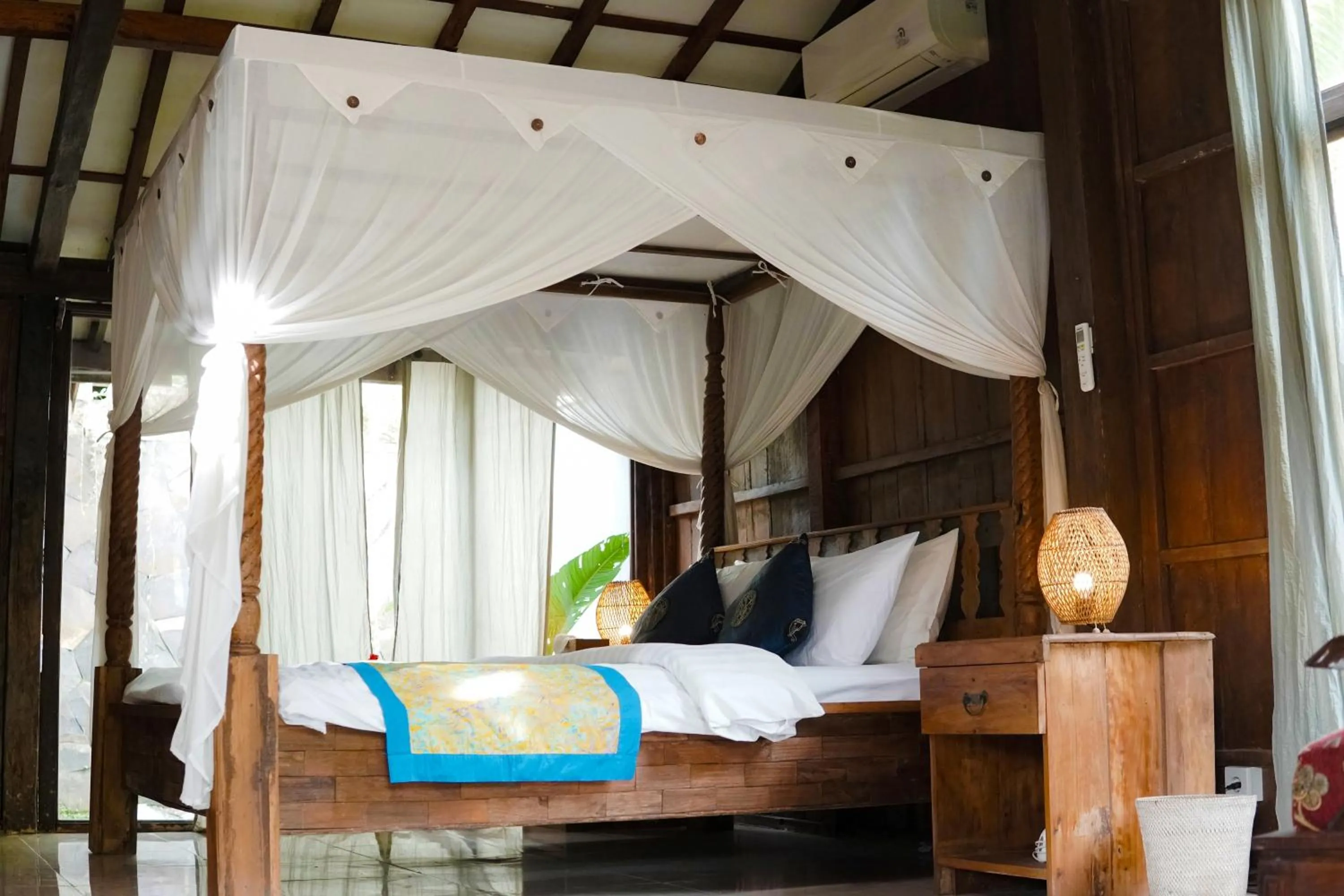 Bed in Sentana Villa Ubud