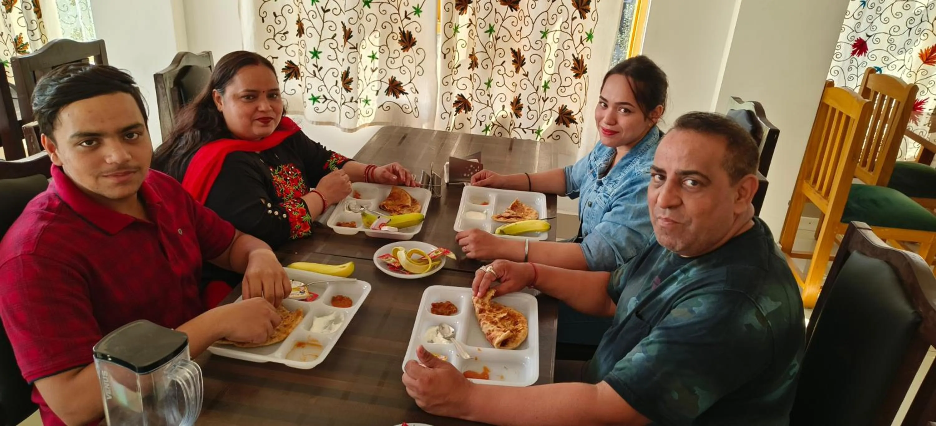 Food and drinks in Gulsitara Resorts-Gulmarg