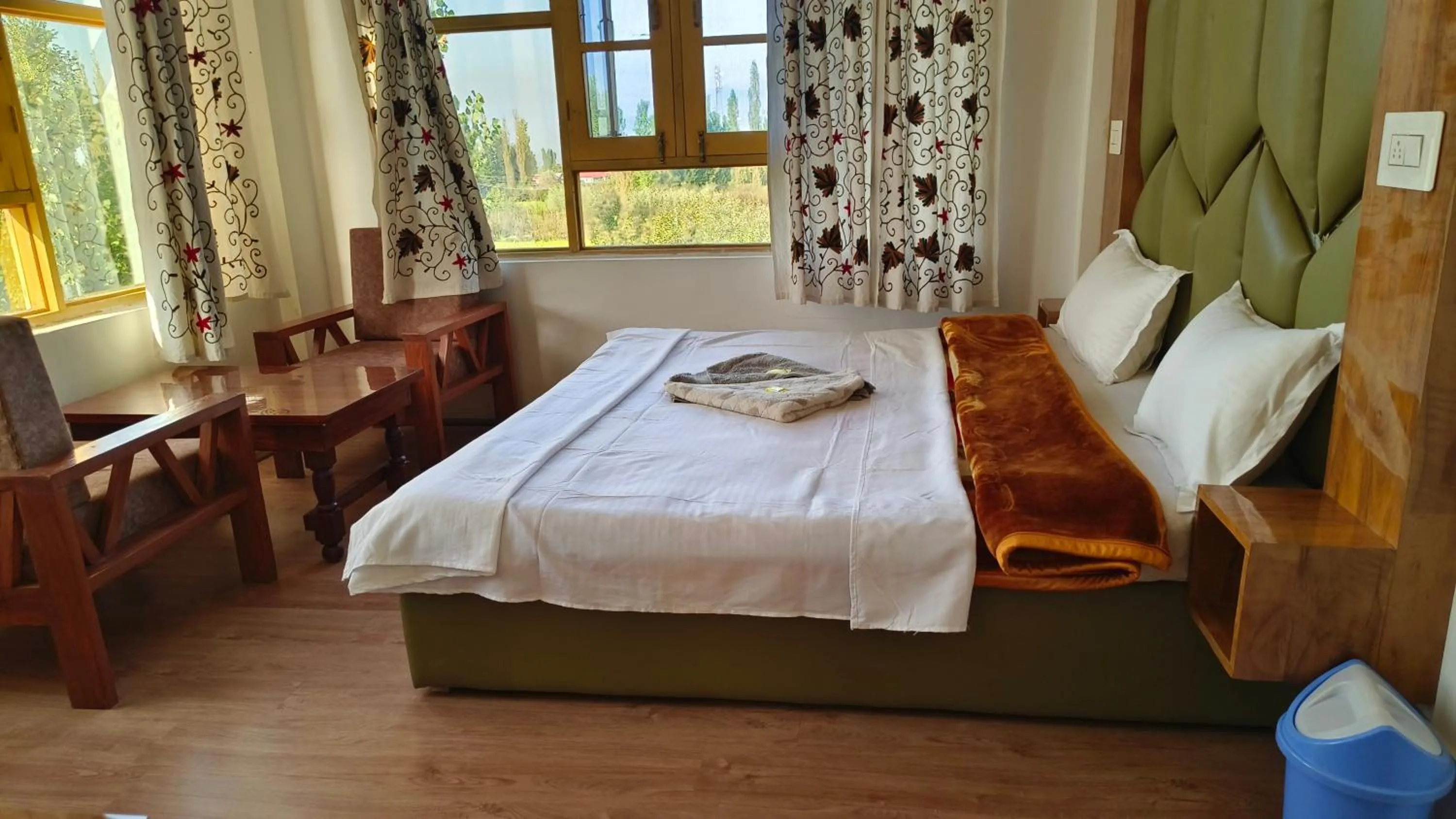Bedroom, Bed in Gulsitara Resorts-Gulmarg