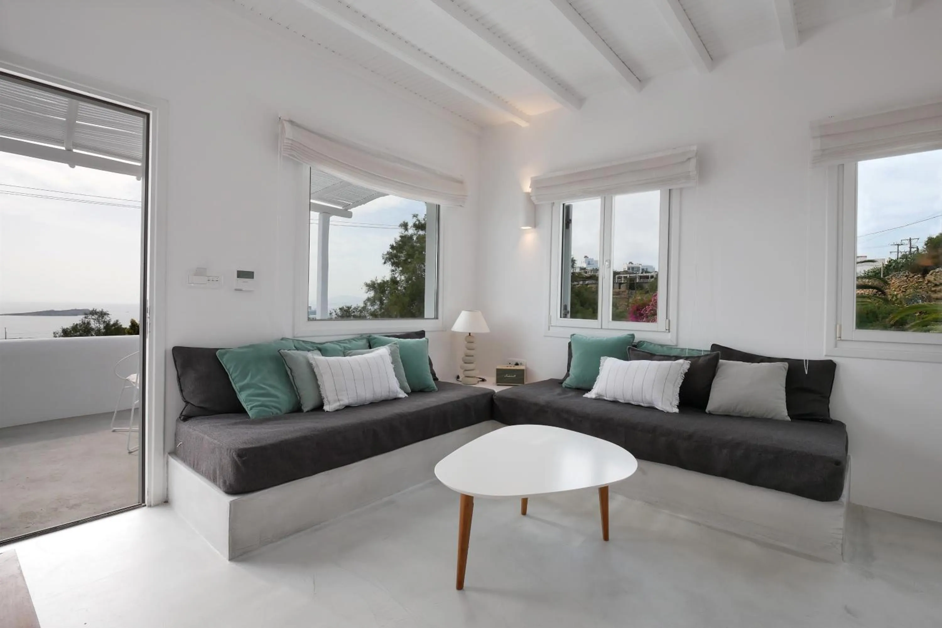 Living room in Ostraco Suites