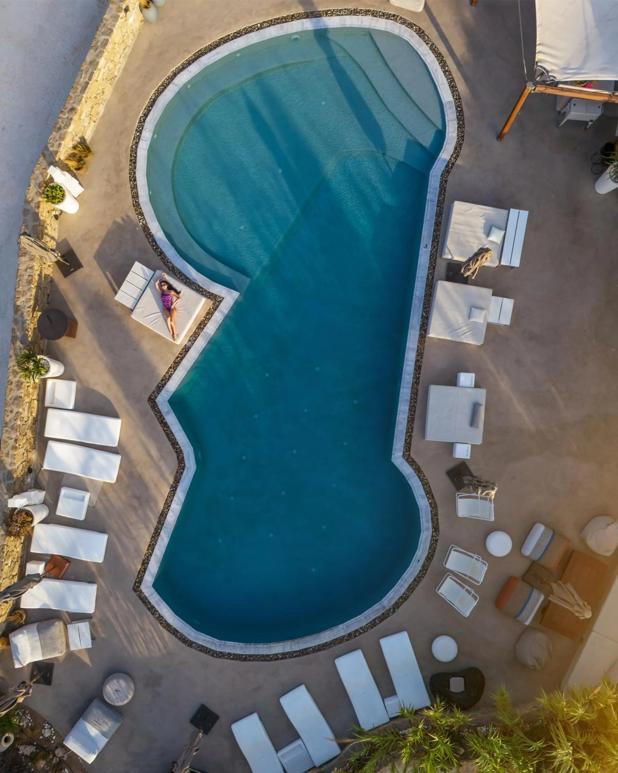 Swimming pool in Ostraco Suites