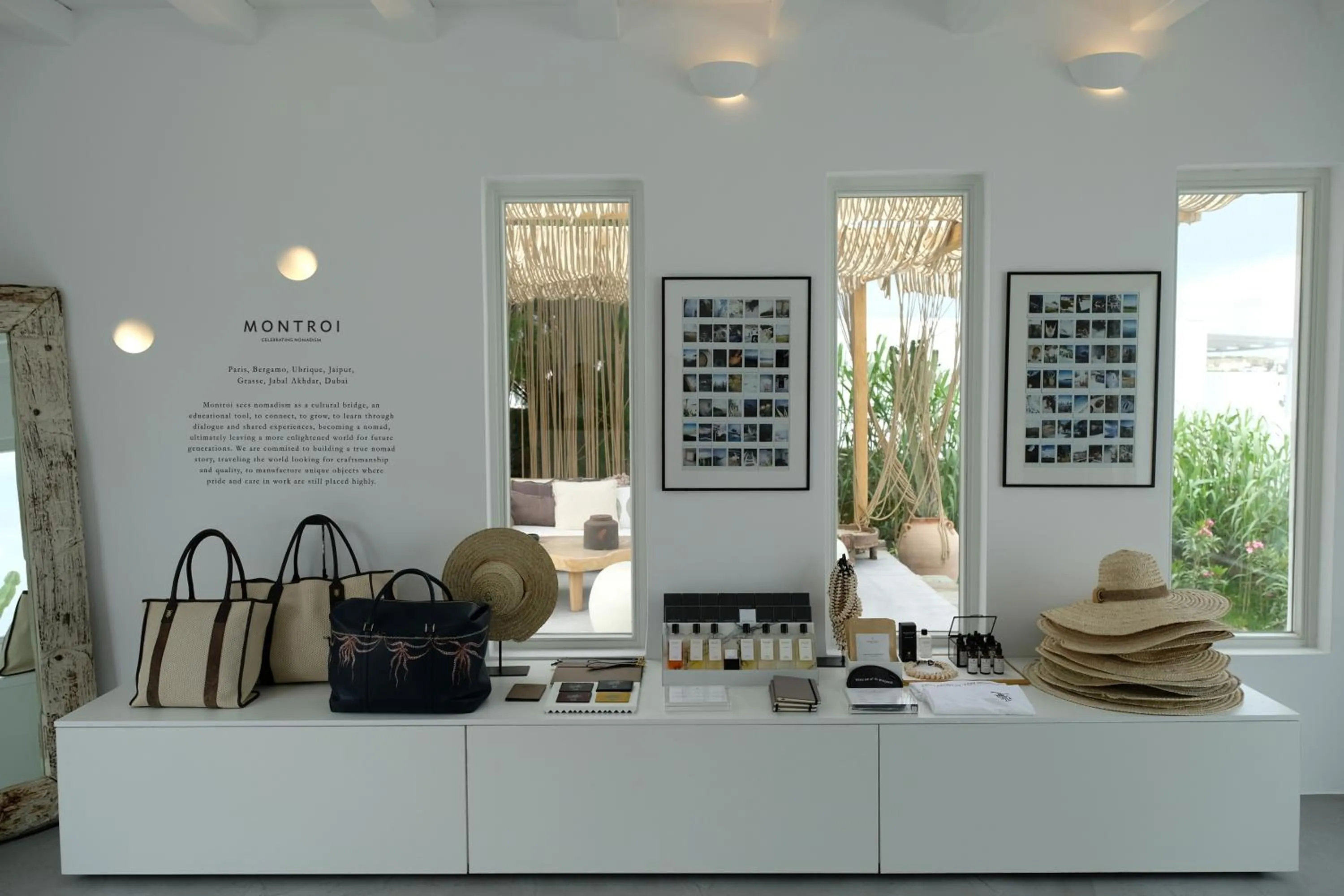 Shopping Area in Ostraco Suites