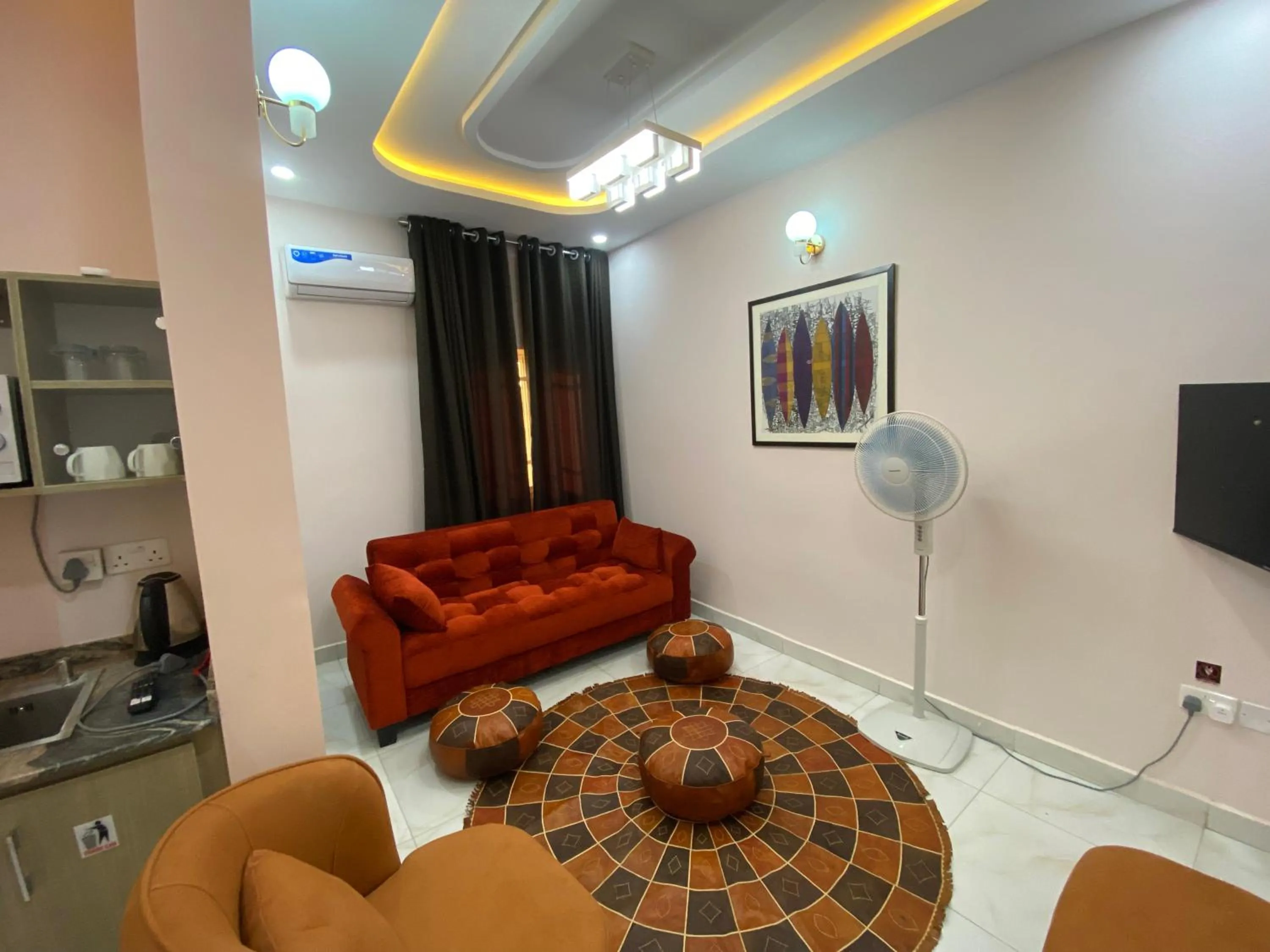 Kitchen or kitchenette in C7 Hazelwood Residence & Suites