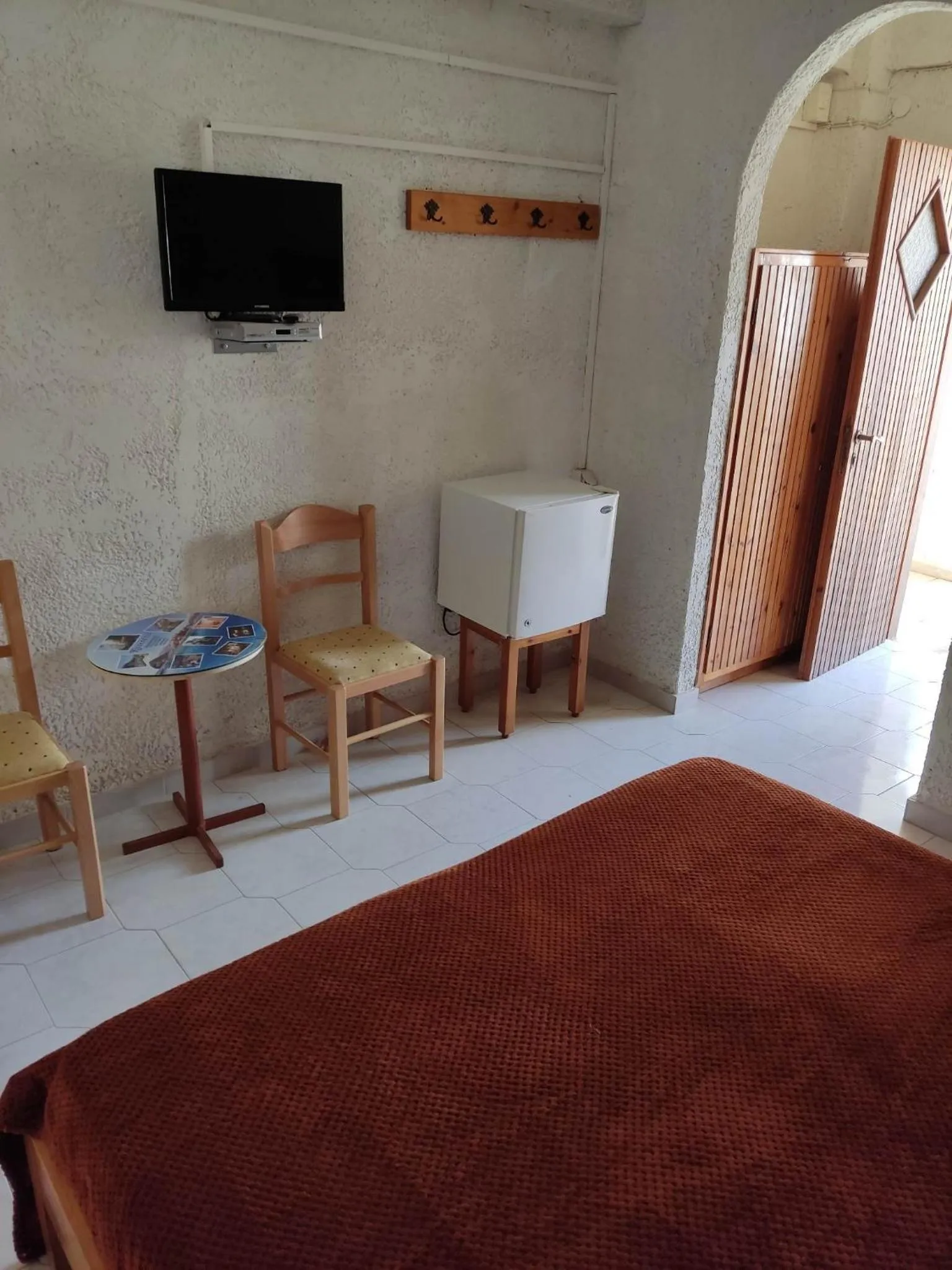 Bed in Kissandros Hotel