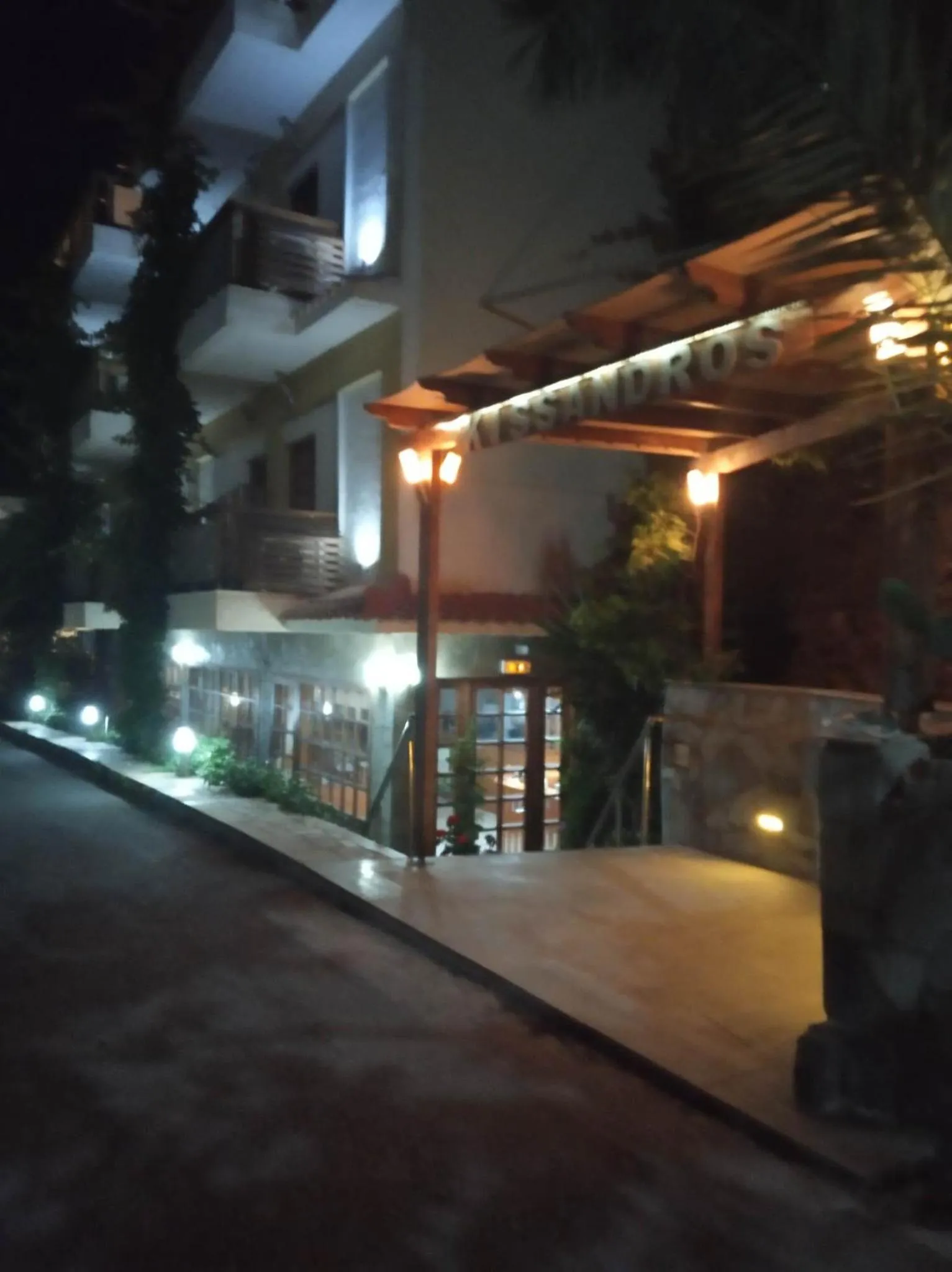Night in Kissandros Hotel