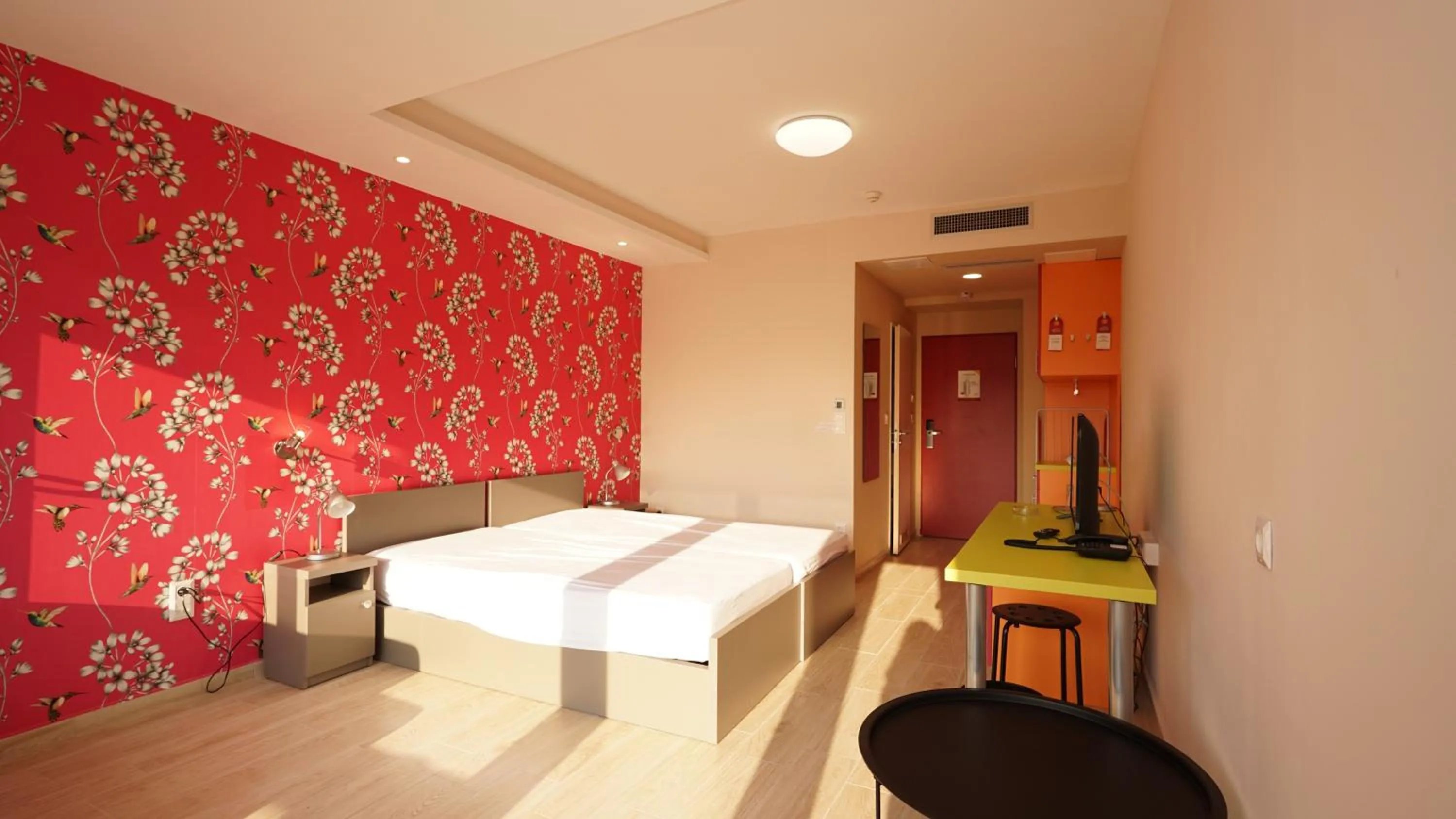 Photo of the whole room in Colors Holiday Hotel
